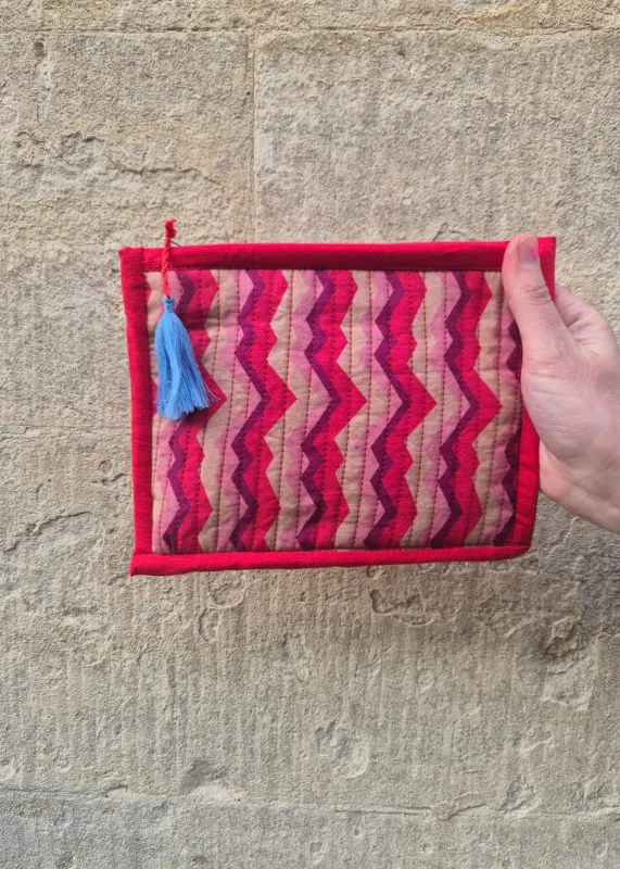 Quilted Pouch 'Pink Spark' made by Humphries & Begg