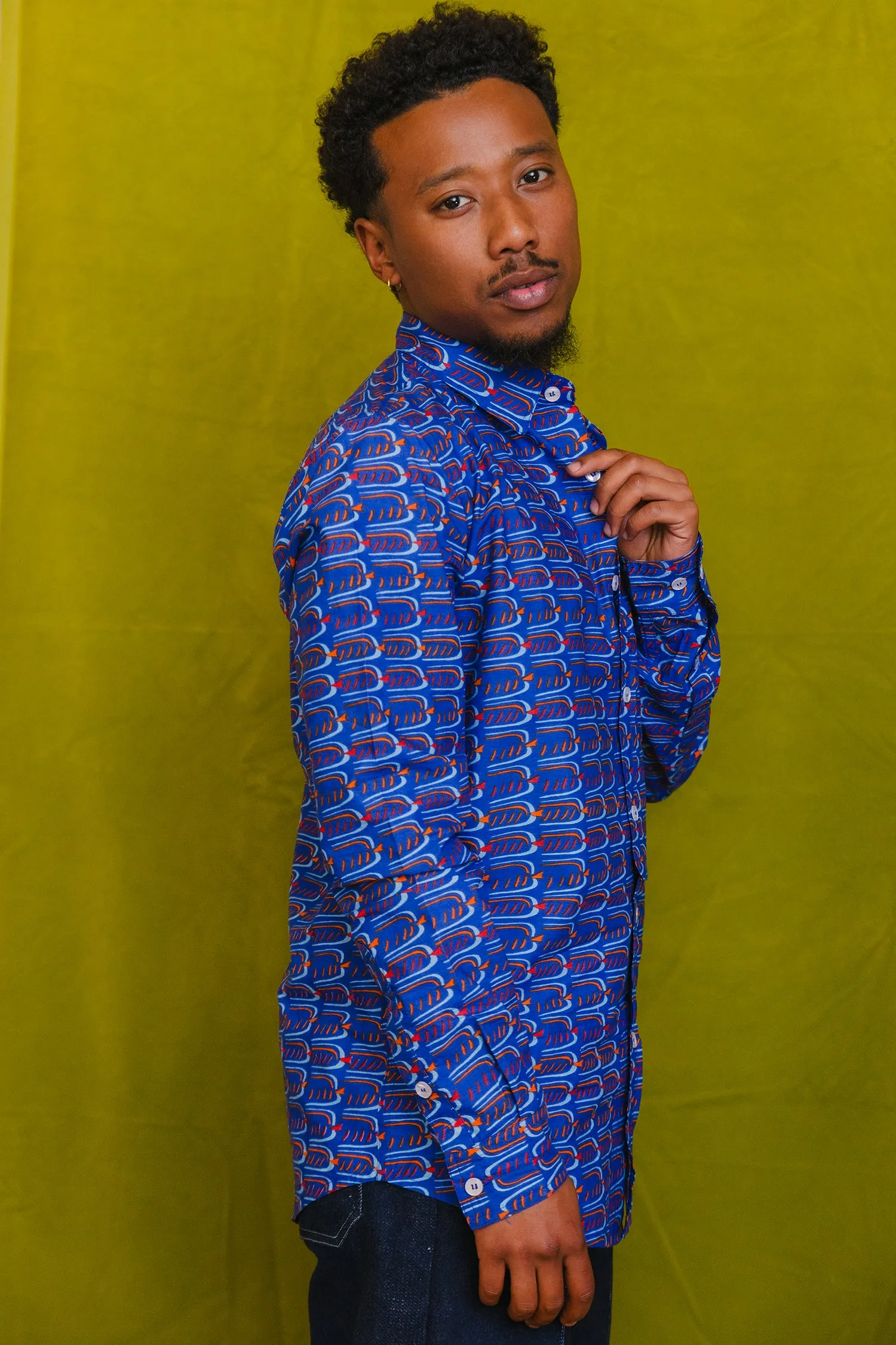 Robbie Shirt in 'Beaky on Blue' sold by Humphries & Begg product image thumbnail 3