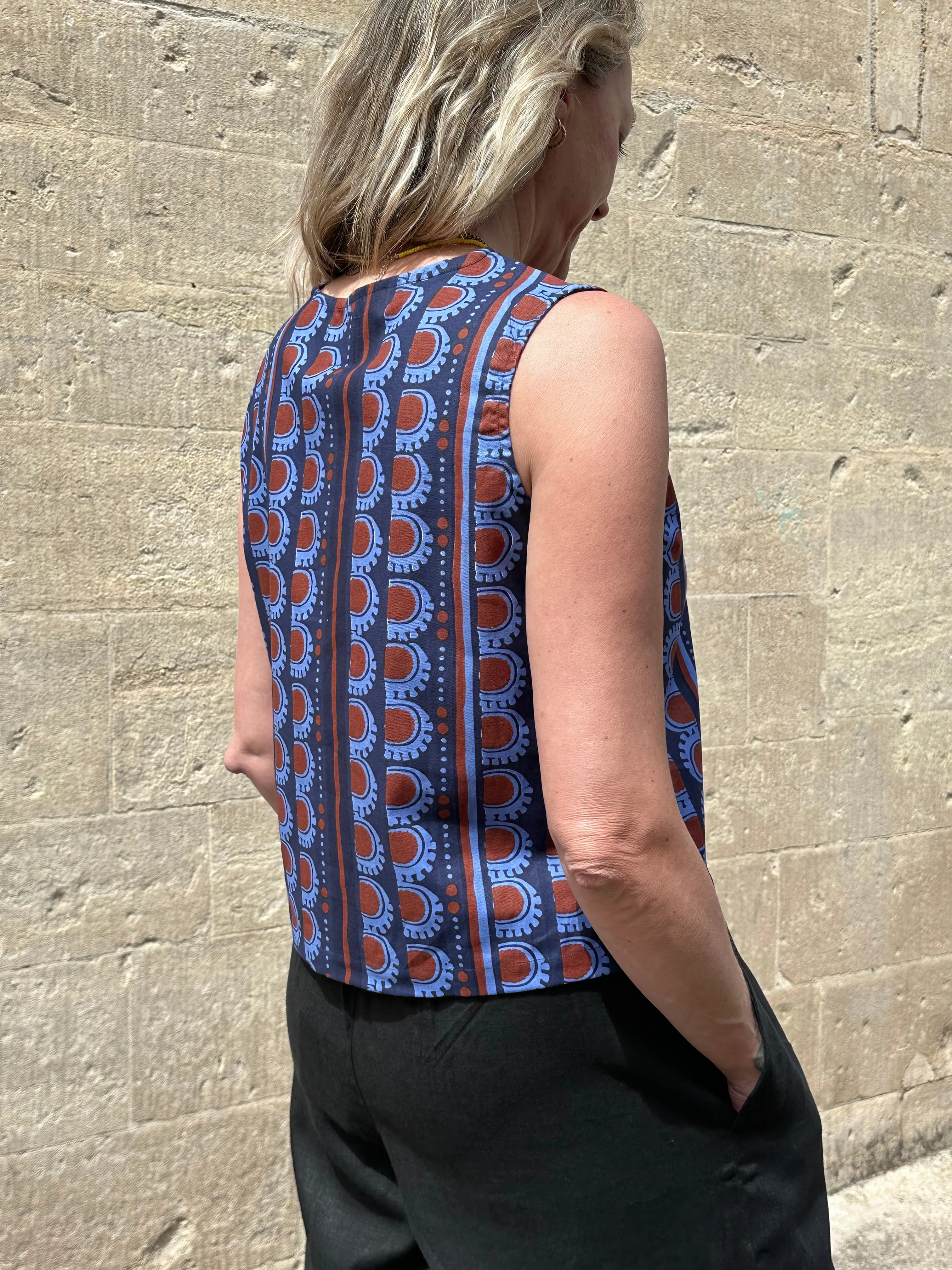 Bex Vest 'Burgundy Bead' sold by Humphries & Begg product image thumbnail 4