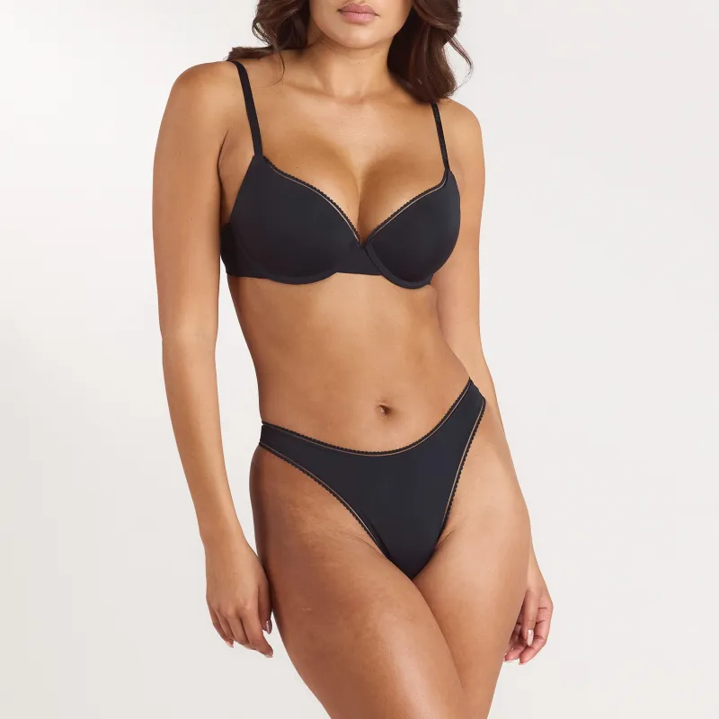 Comfort T-Shirt Bra - Black made by Lounge Underwear