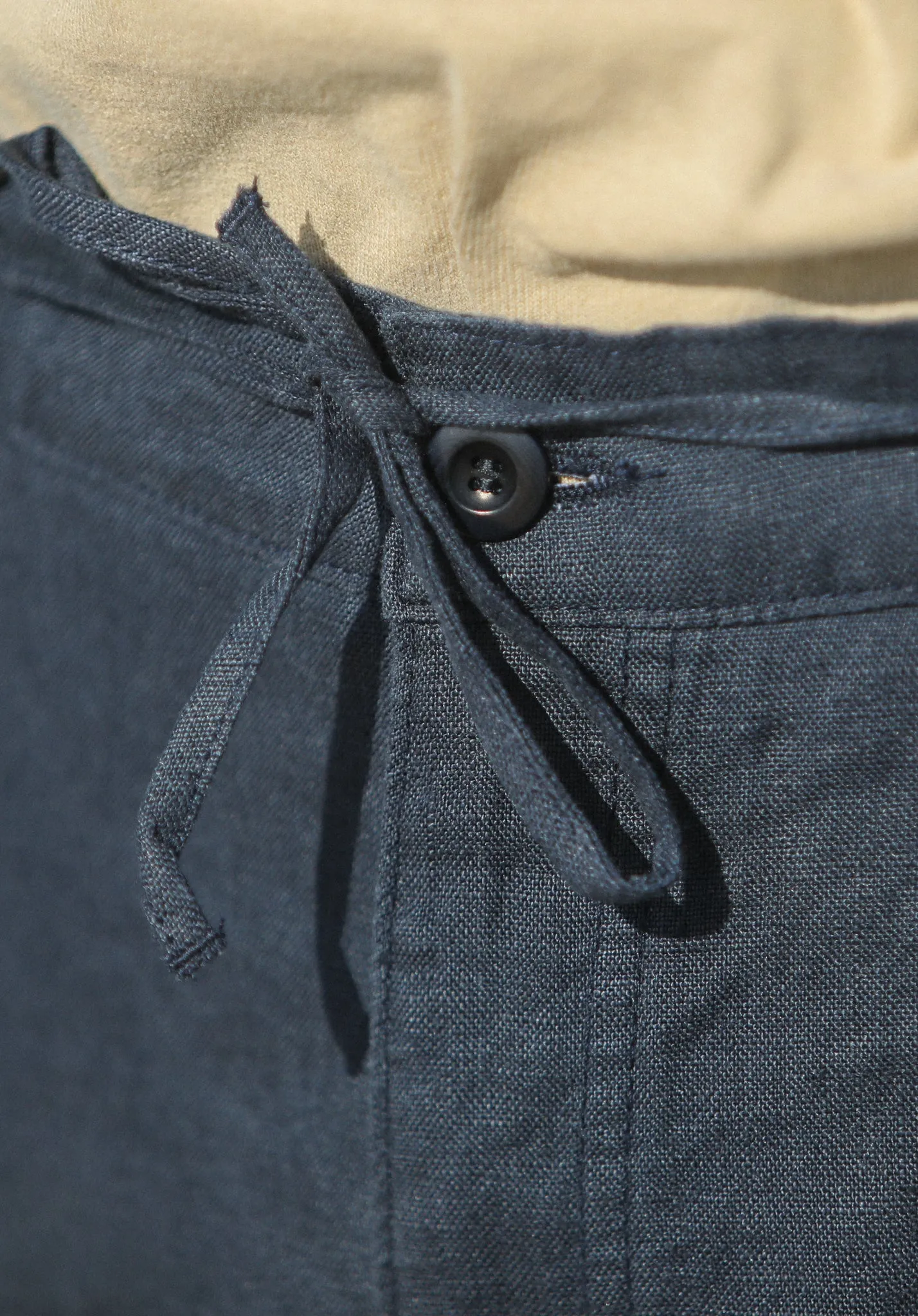 City Short - Lin Navy sold by Drapeau noir product image thumbnail 2