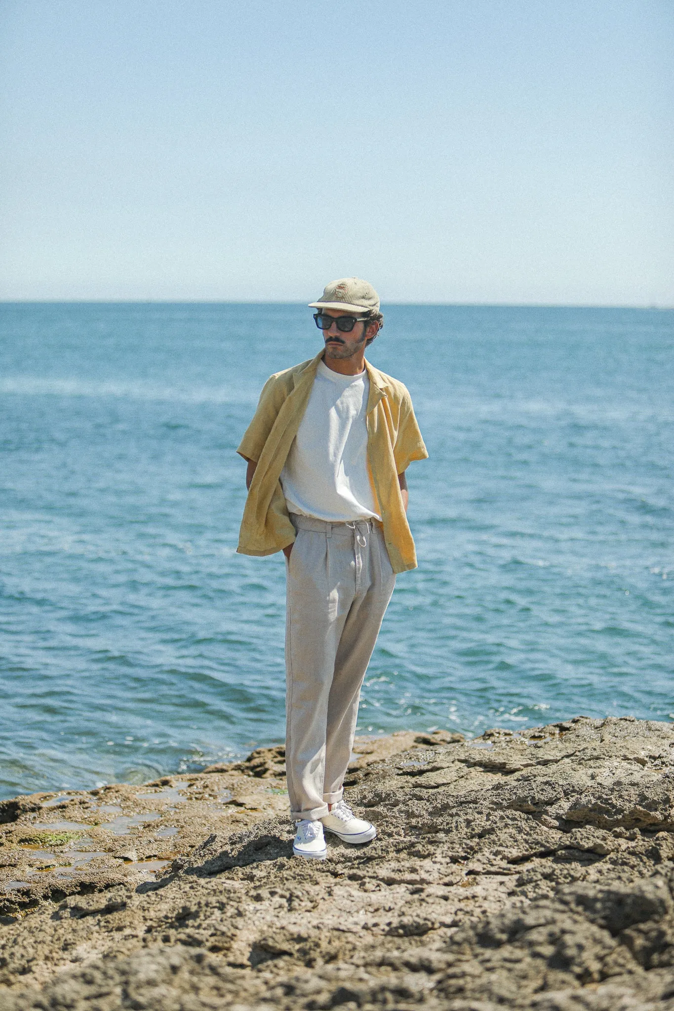 City Pant Lin Beige / Crème sold by Drapeau noir product image thumbnail 4
