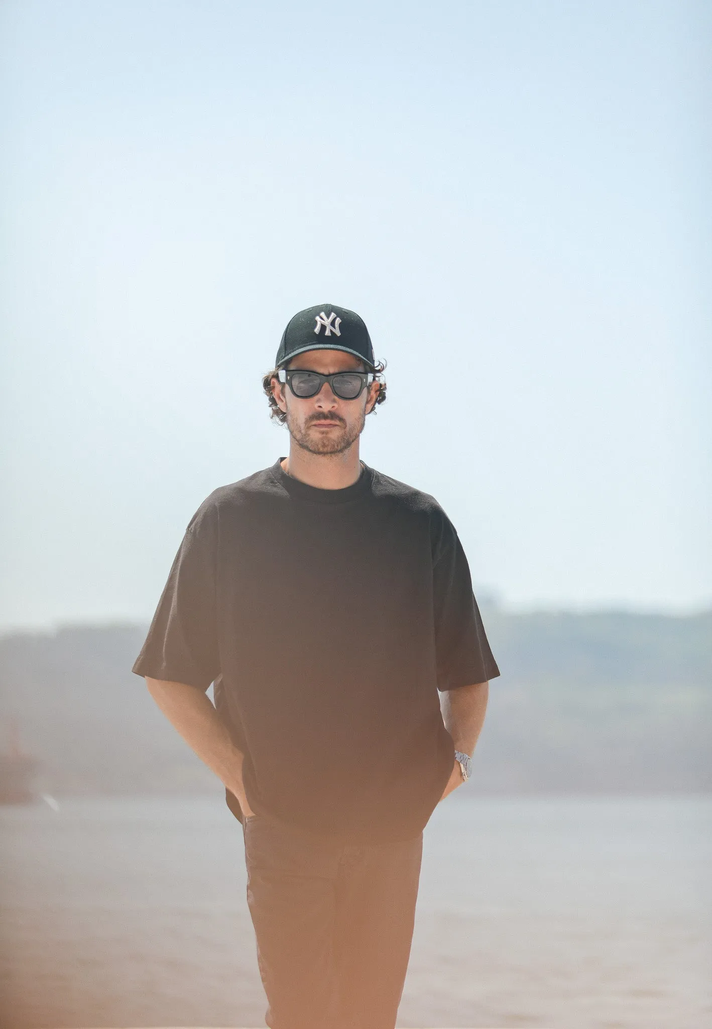 Tee-Shirt Oversize Noir sold by Drapeau noir product image thumbnail 2