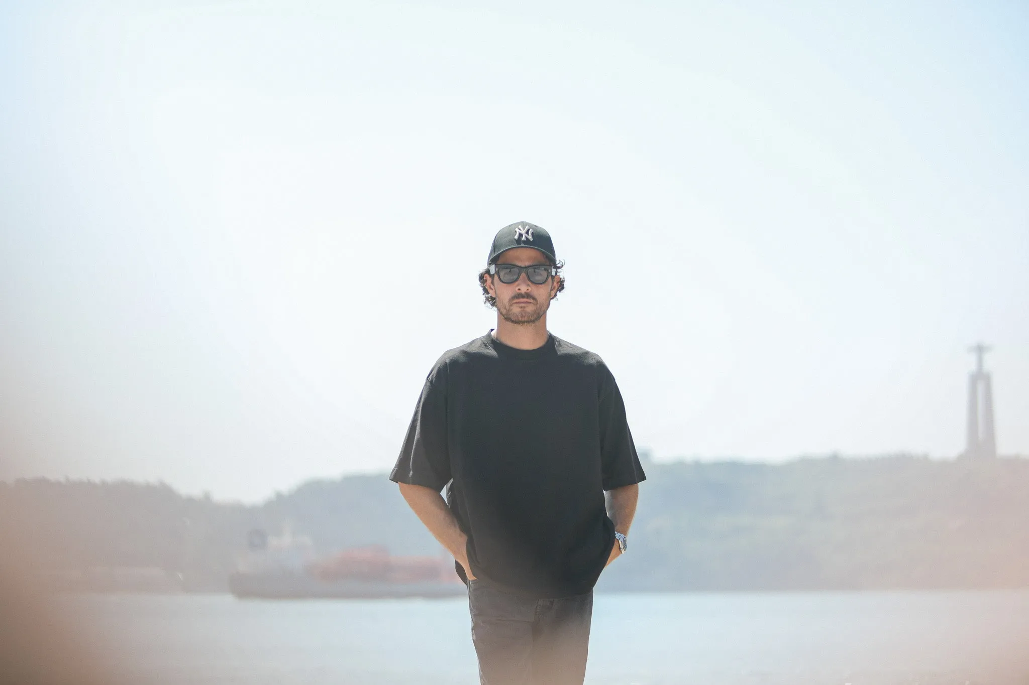 Tee-Shirt Oversize Noir sold by Drapeau noir product image thumbnail 5
