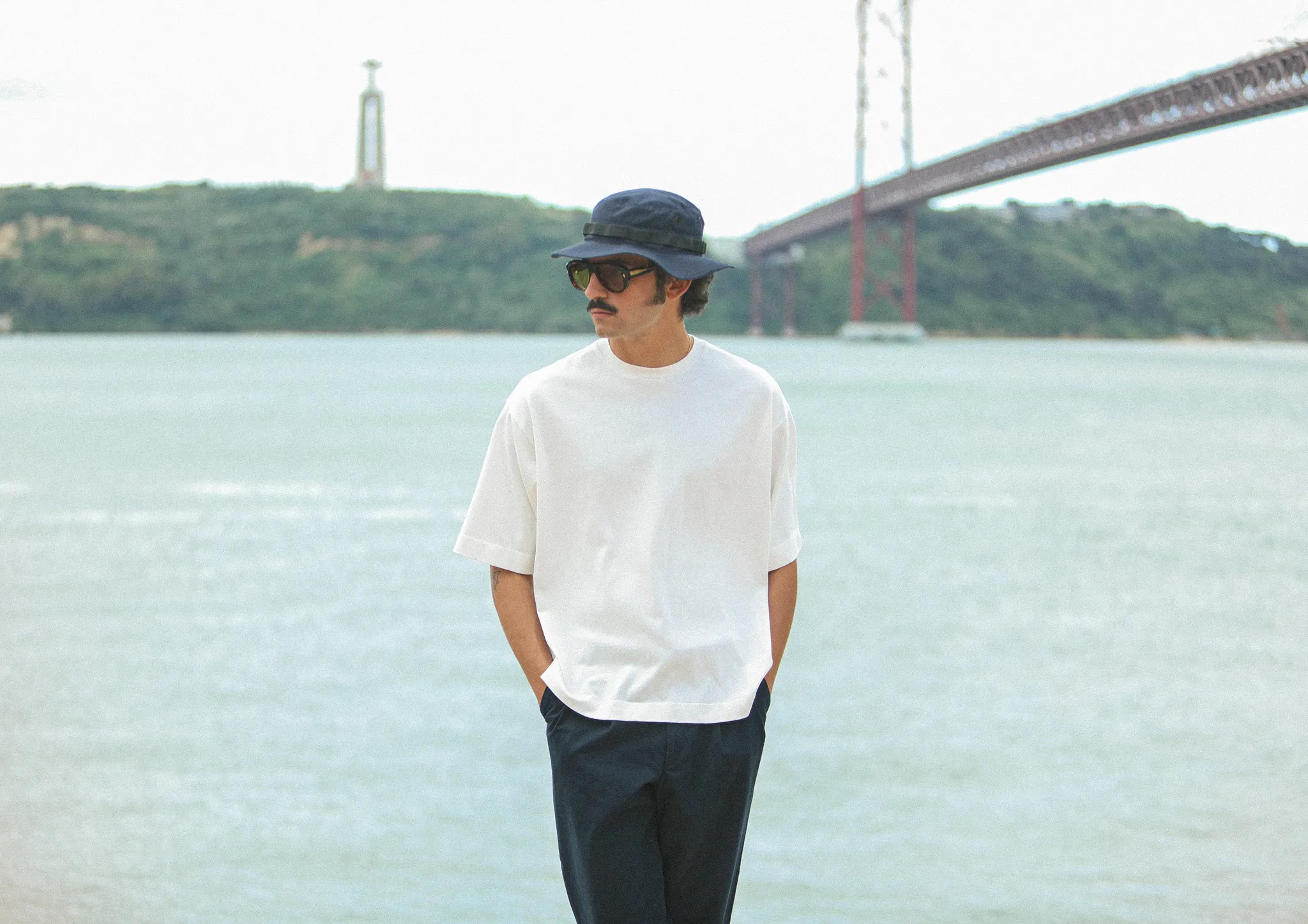 Tee-Shirt Oversize Crème sold by Drapeau noir product image thumbnail 5