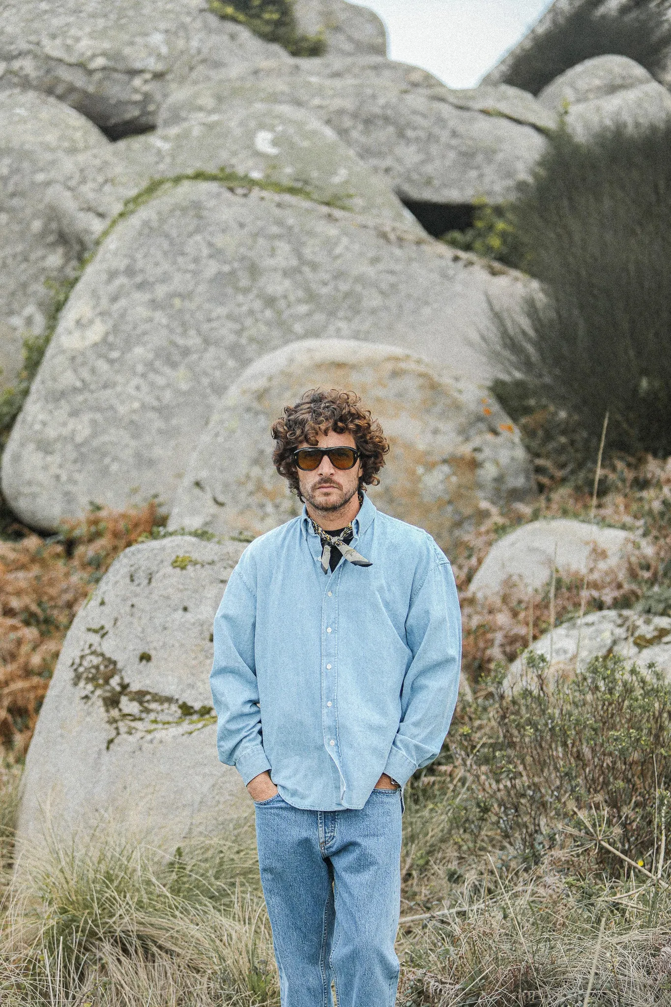 Chemise Denim Japonais Bleached - Modern Fit sold by Drapeau noir