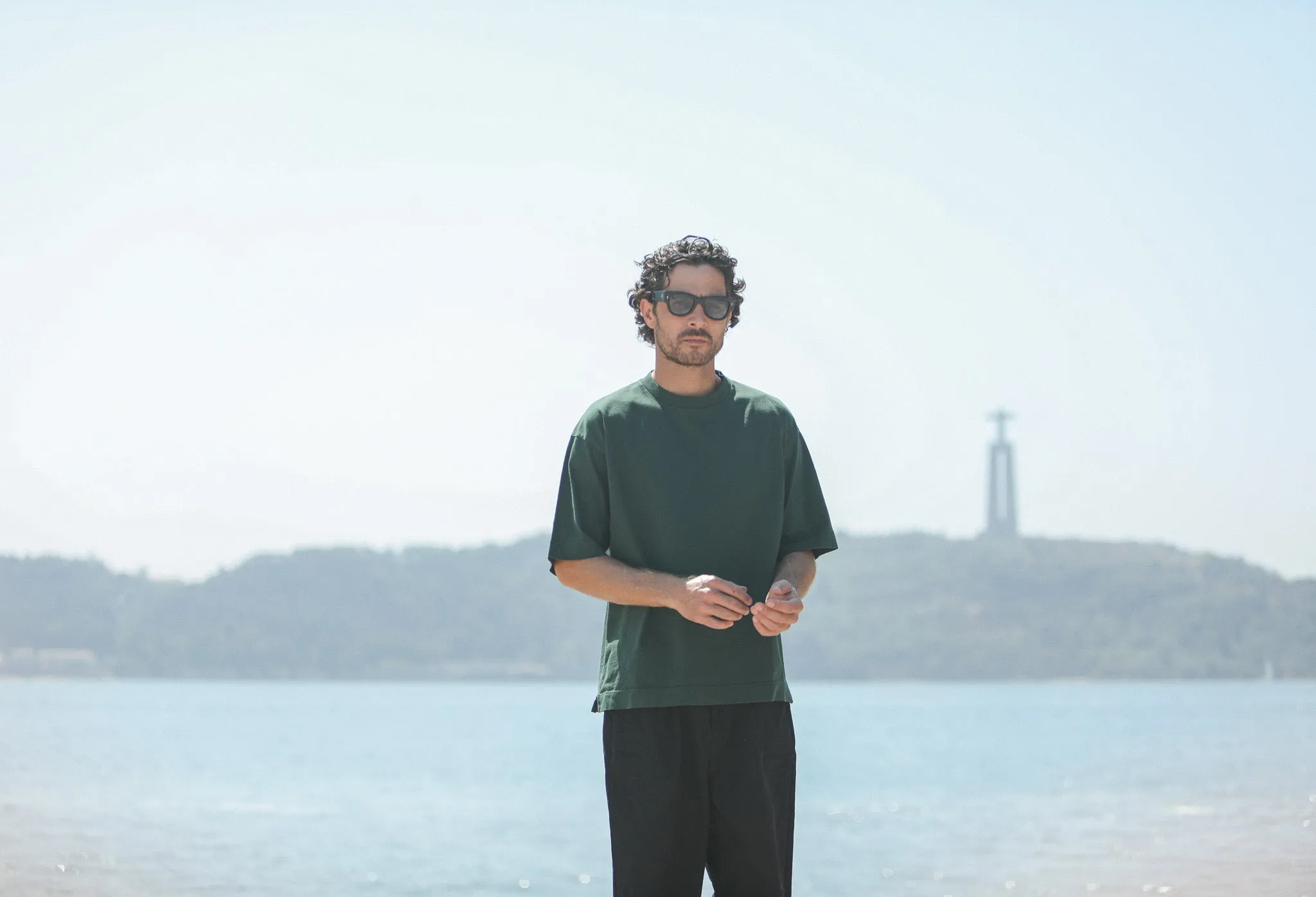 Tee-Shirt Oversize Green sold by Drapeau noir product image thumbnail 3