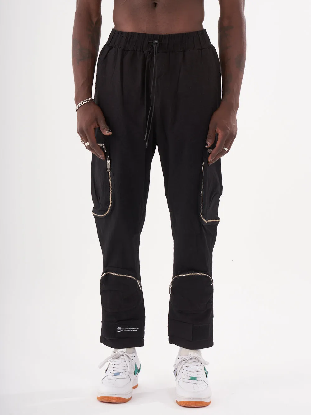 MULTI-ZIPPER POCKET JOGGER // BLACK sold by Sernes product image thumbnail 2