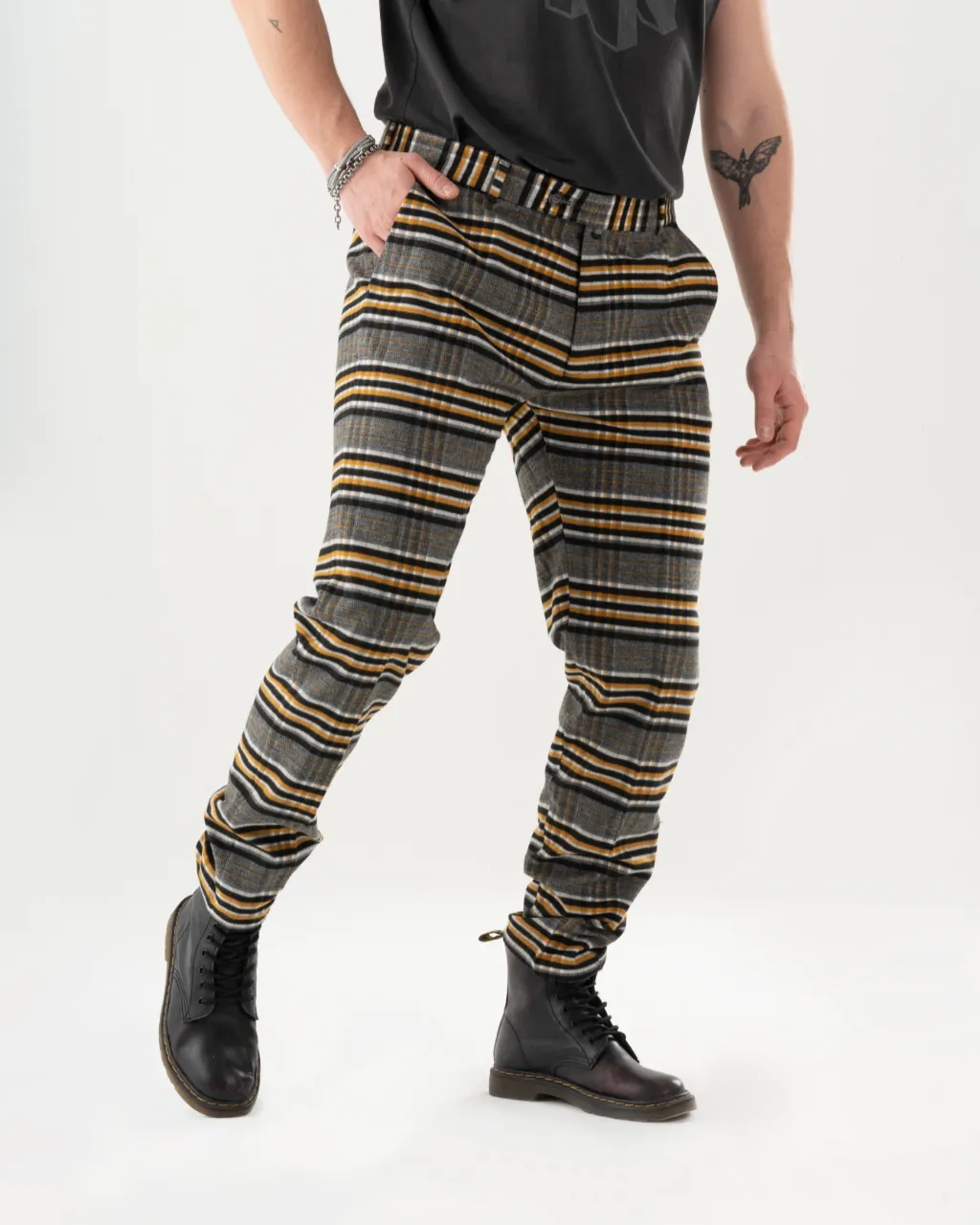 GAMOR PANTS sold by Sernes product image thumbnail 5