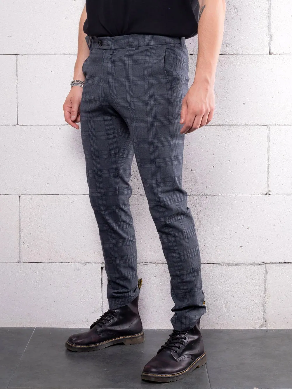 THE PIANIST PANTS sold by Sernes product image thumbnail 2