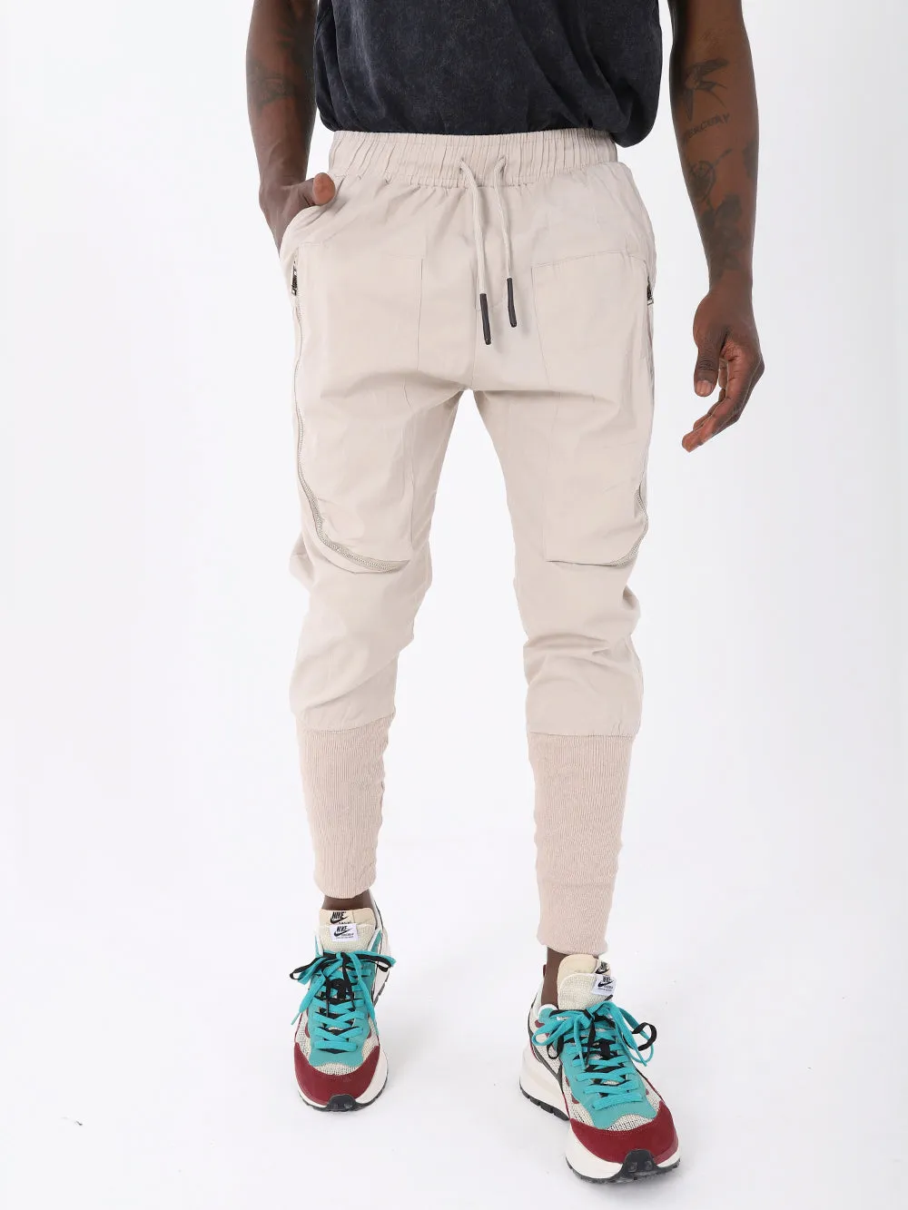 ALTIS JOGGERS sold by Sernes