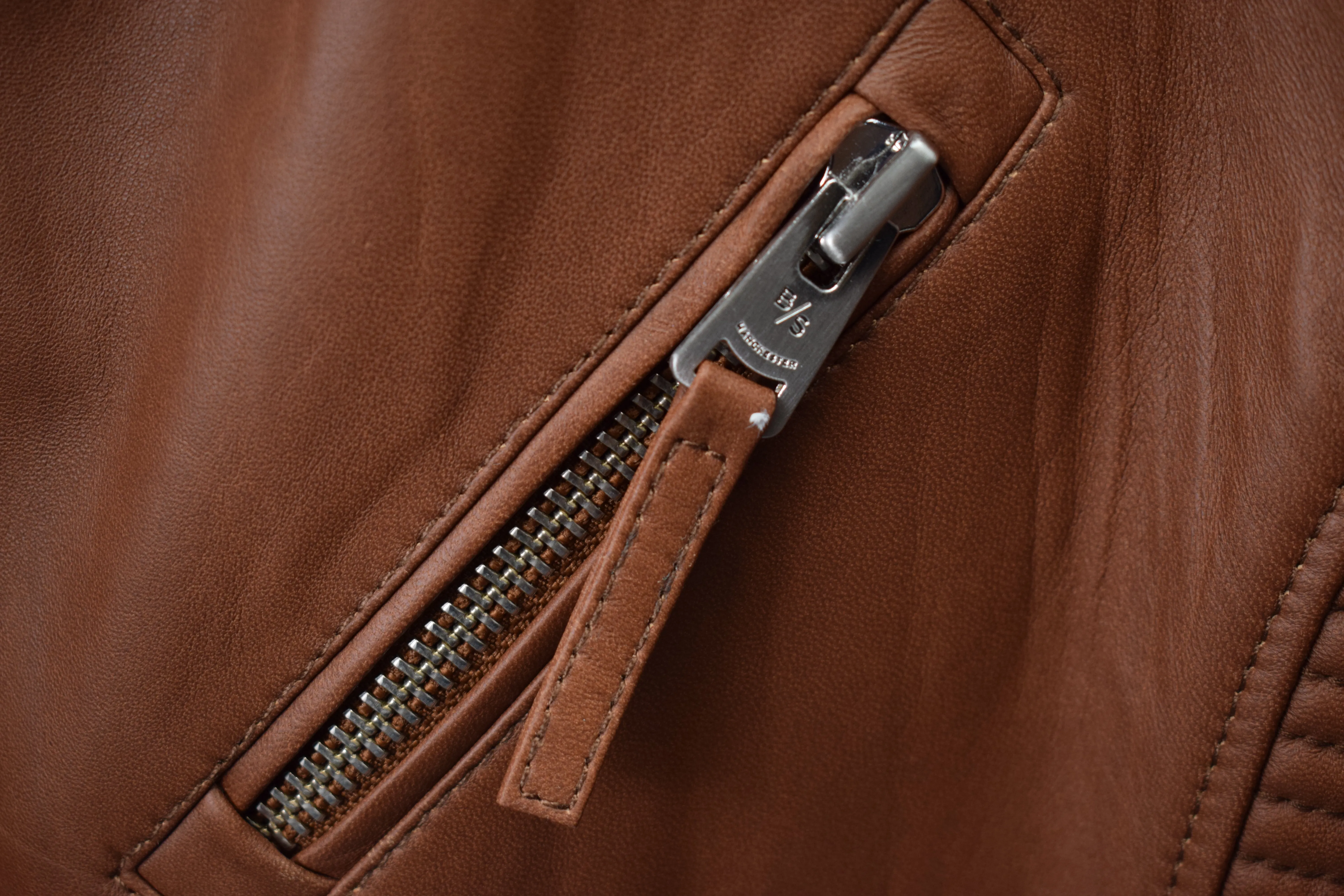 SM076 / Kay Michaels 3.0: Retro Brown (Men's) sold by Boda Skins product image thumbnail 2