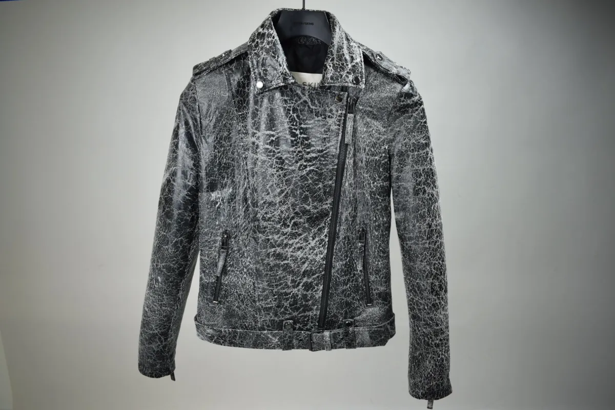 Shadow Moss / Womens / S / Excellent sold by Boda Skins
