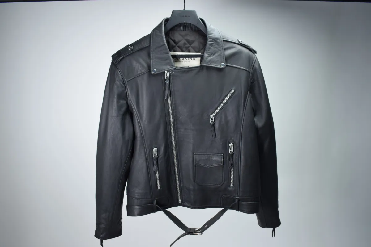 Classic Biker / Mens / XXXL / Good sold by Boda Skins