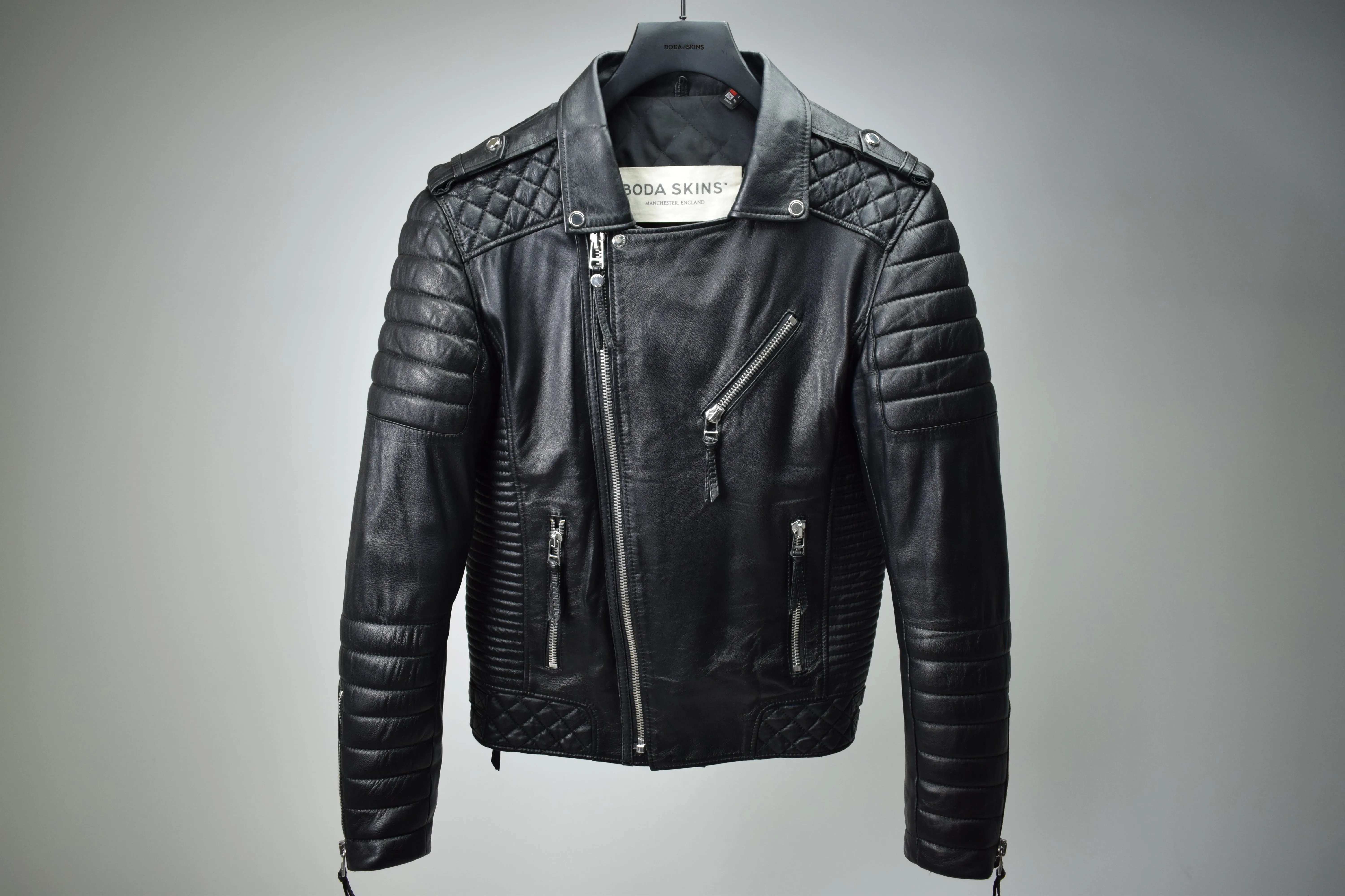 SM065 / Kay Michaels 2.0: Silver Hardware (MEN'S) sold by Boda Skins