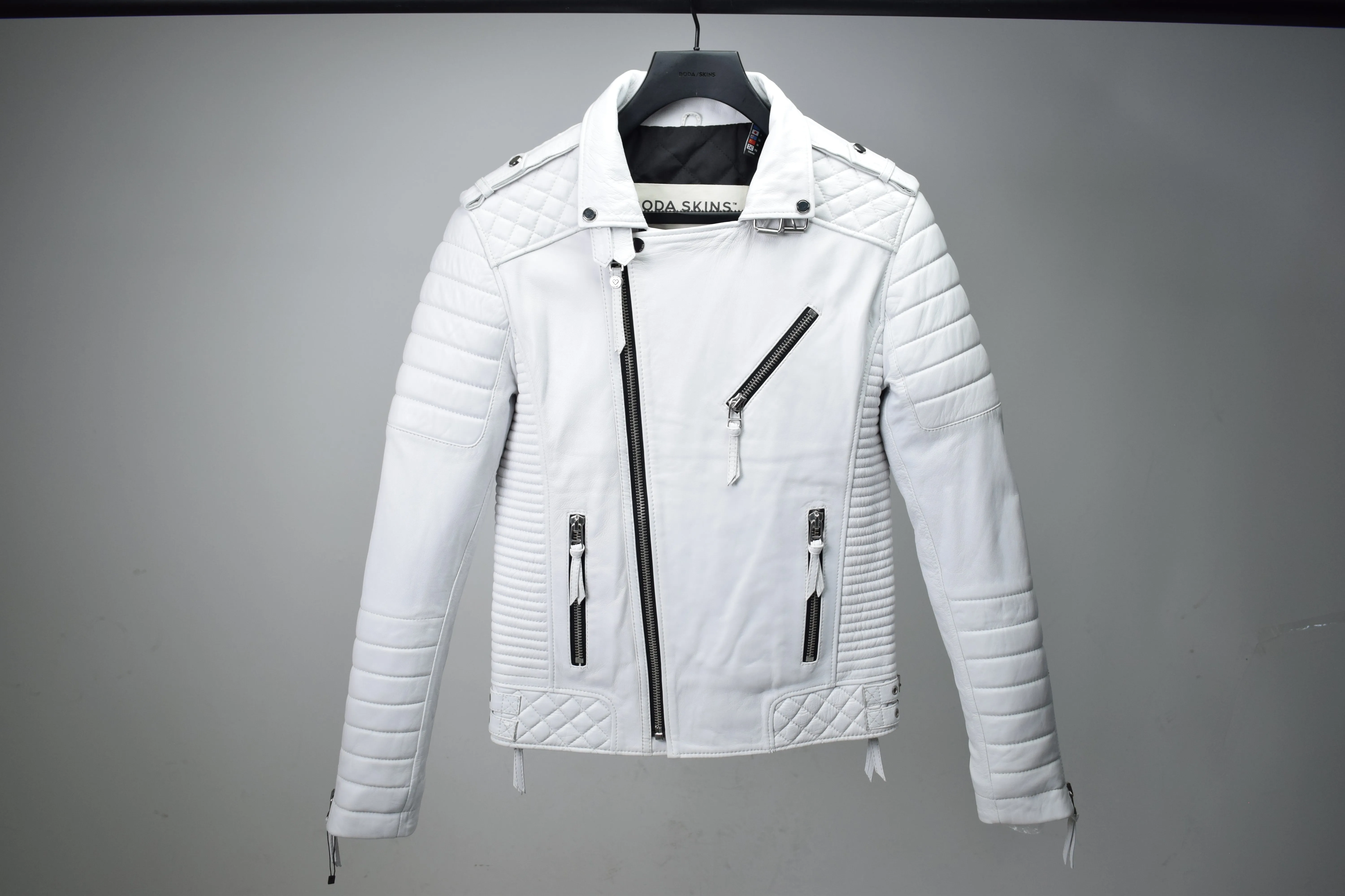 SM022 / Kay Michaels 2.0 White : Black Hardware (MEN'S) sold by Boda Skins