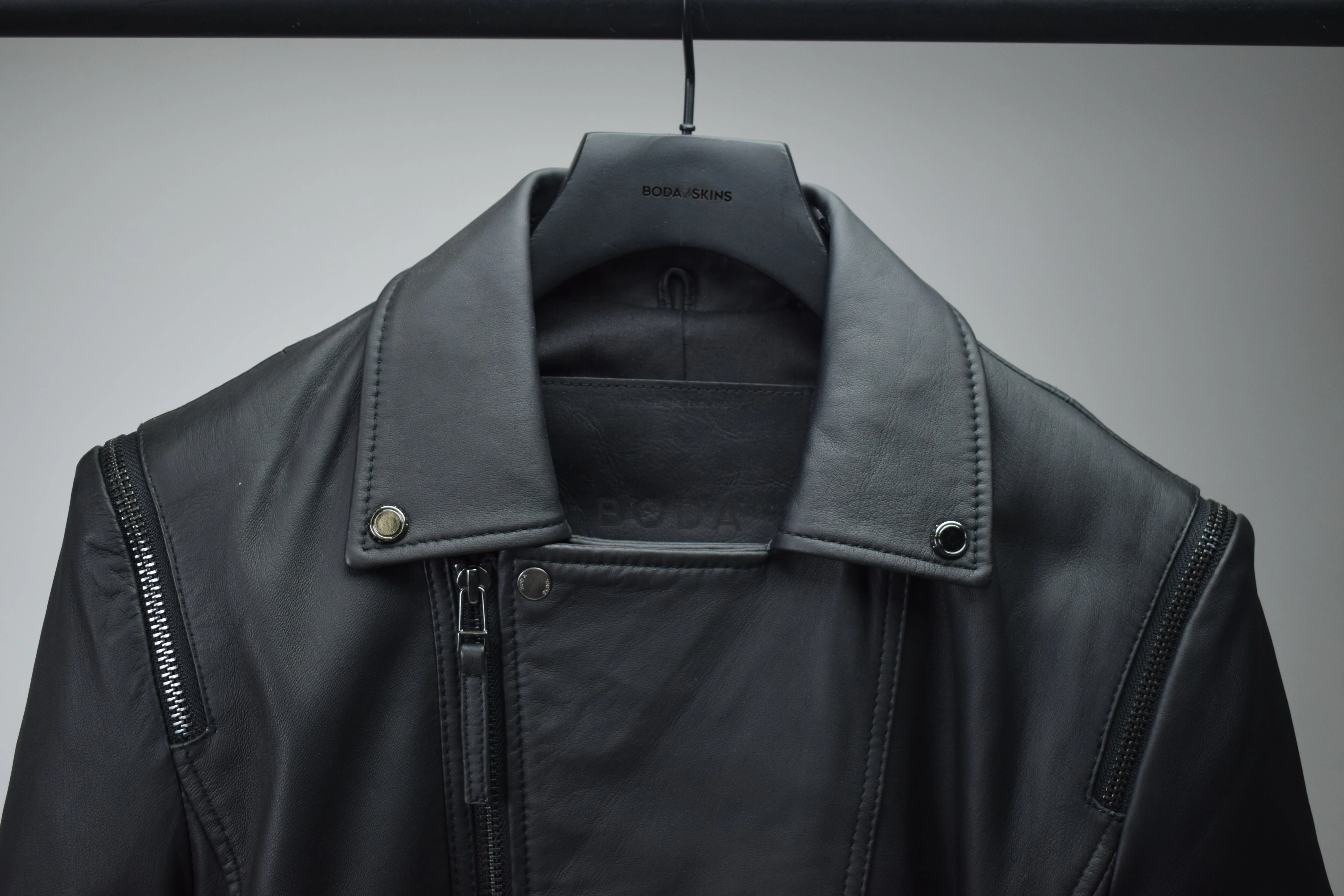 Night Rider / Mens / S / Excellent sold by Boda Skins product image thumbnail 3