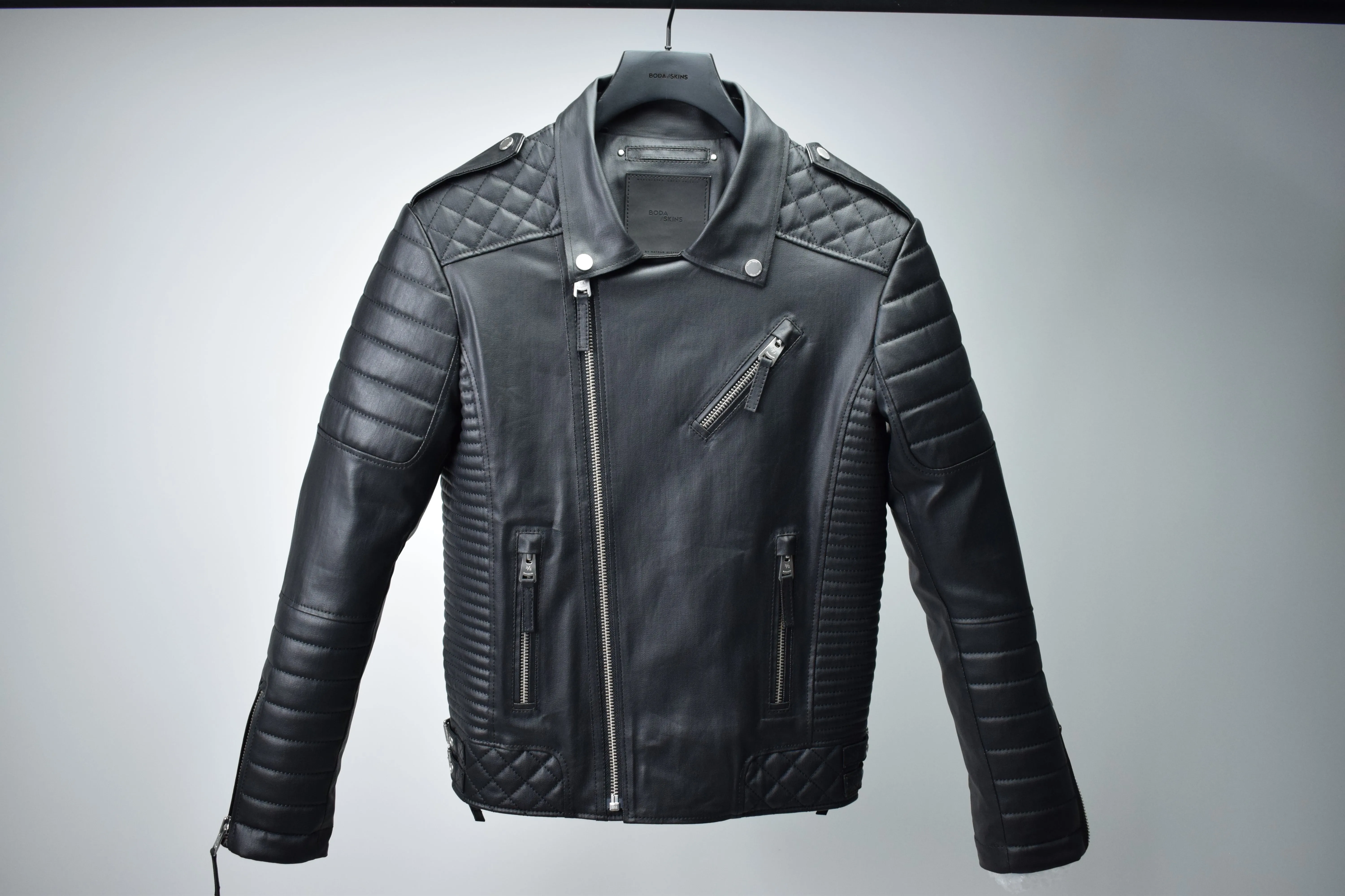 SM037 / Kay Michaels 3.0: Leather Free (MEN'S) sold by Boda Skins