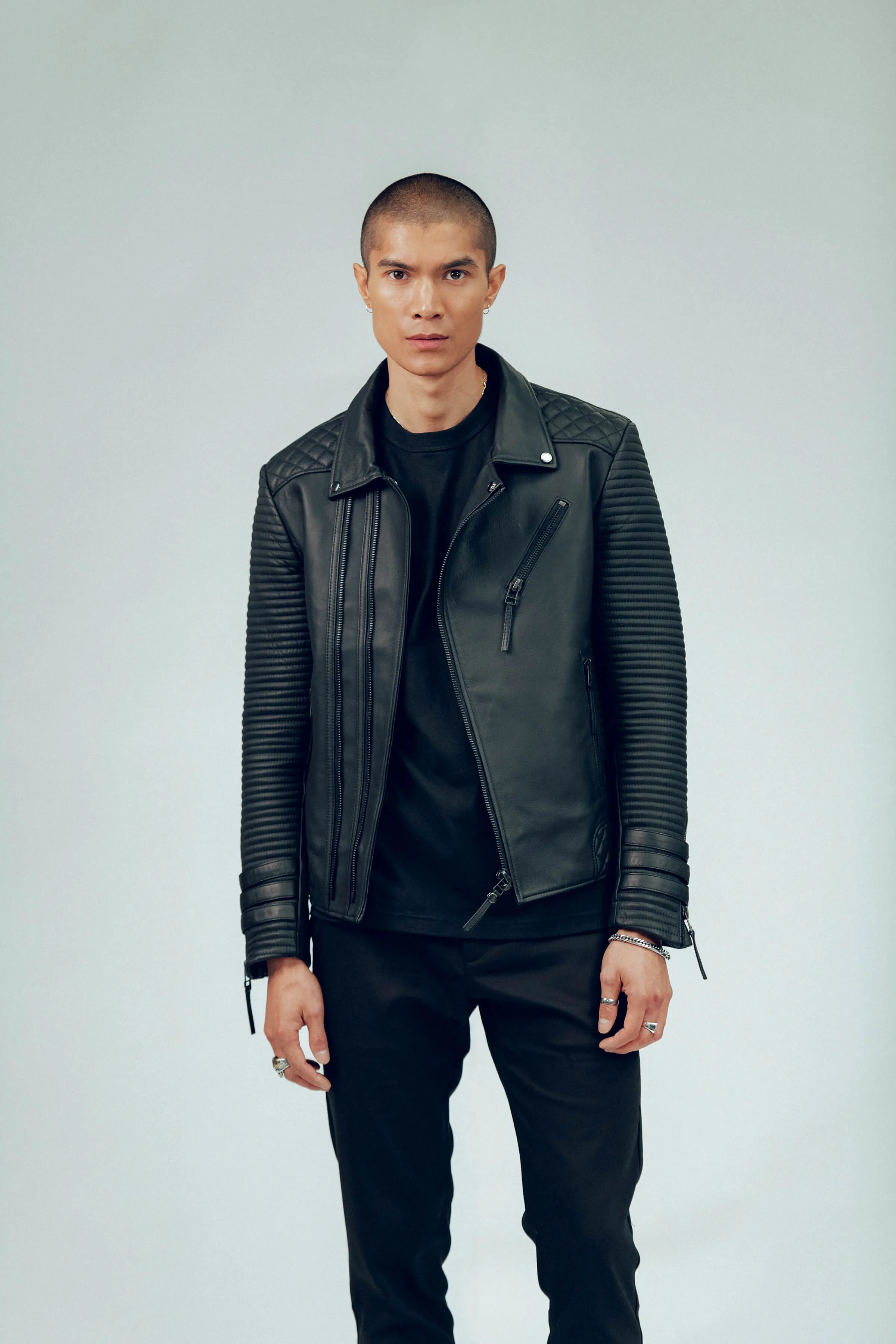 The Alexander 3.0 Matte Black Hardware (Man) sold by Boda Skins product image thumbnail 5