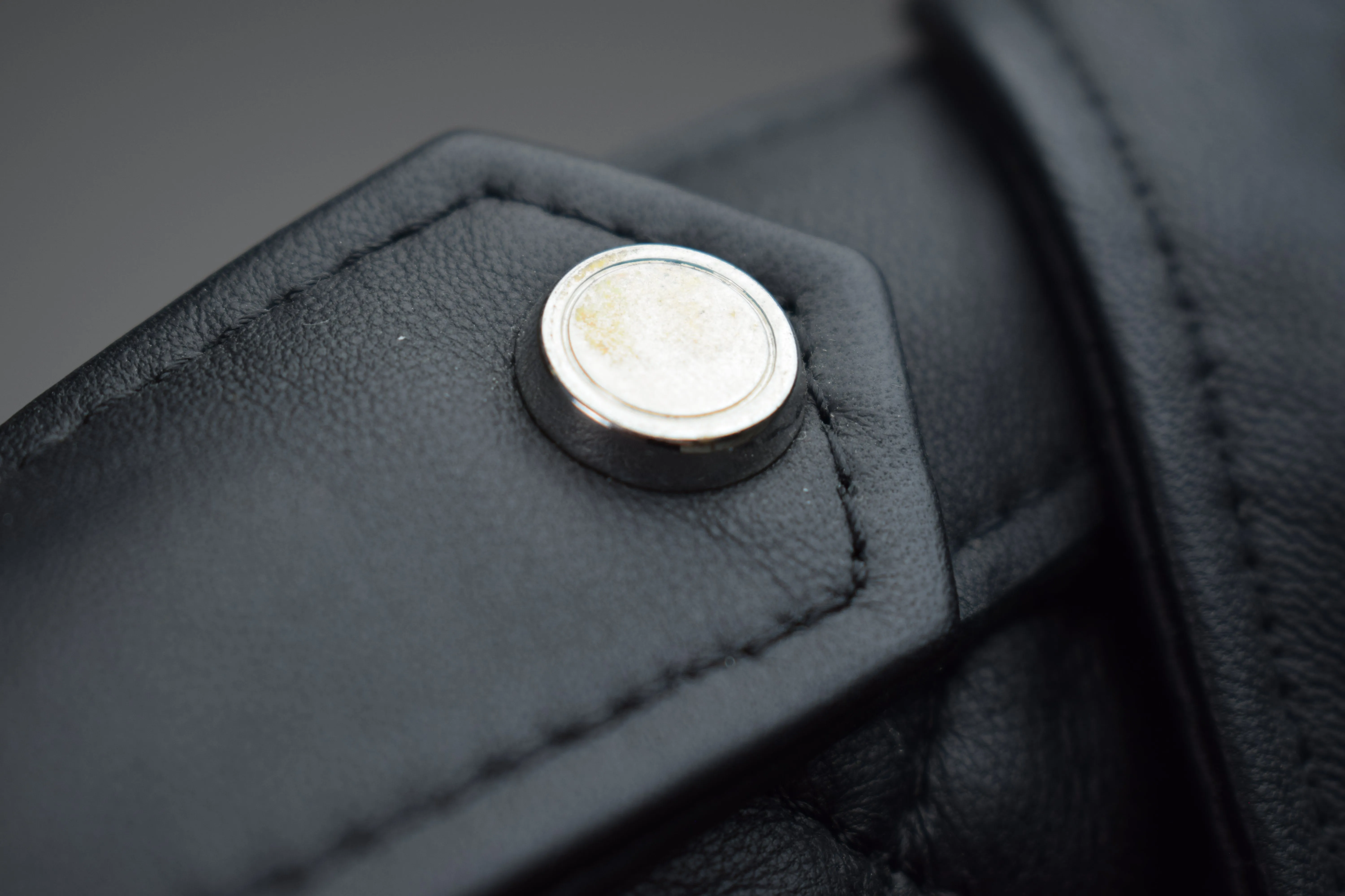 SM017 / Kay Michaels 2.0: Silver Hardware (MEN'S) sold by Boda Skins product image thumbnail 4