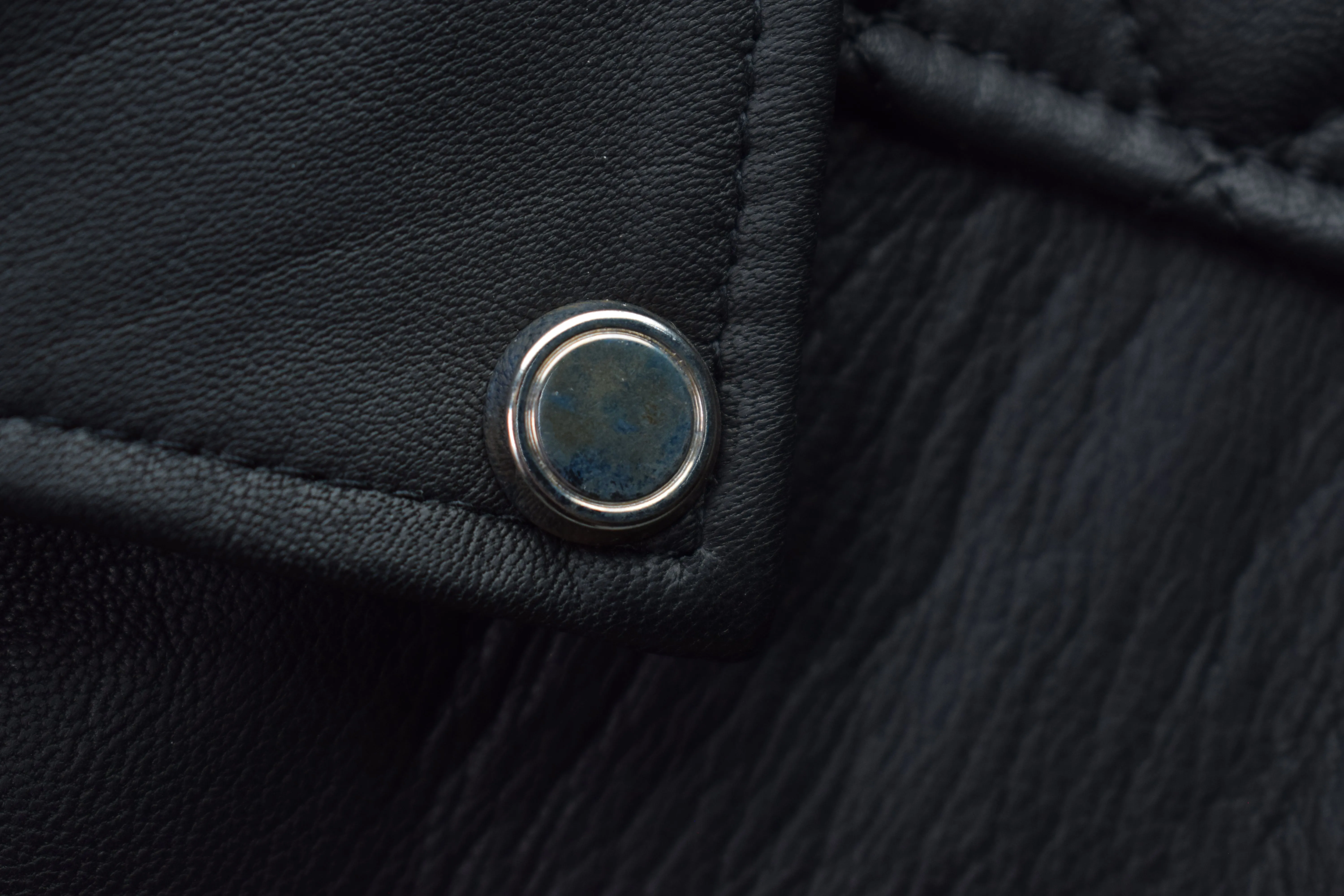 SM017 / Kay Michaels 2.0: Silver Hardware (MEN'S) sold by Boda Skins product image thumbnail 5