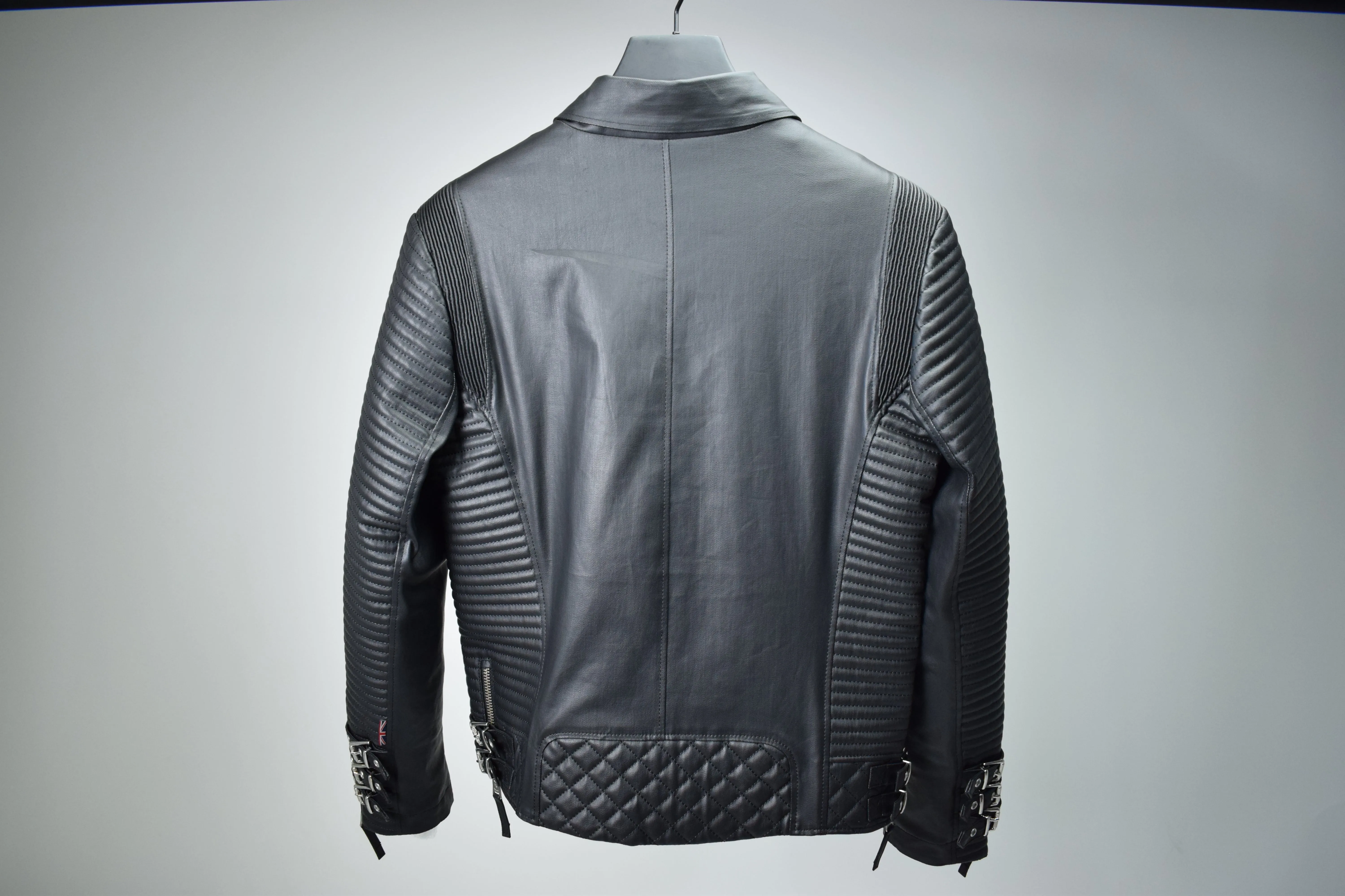 SM077 / ALEXANDER 3.0 LEATHER FREE SILVER HARDWARE (Men's) sold by Boda Skins product image thumbnail 4