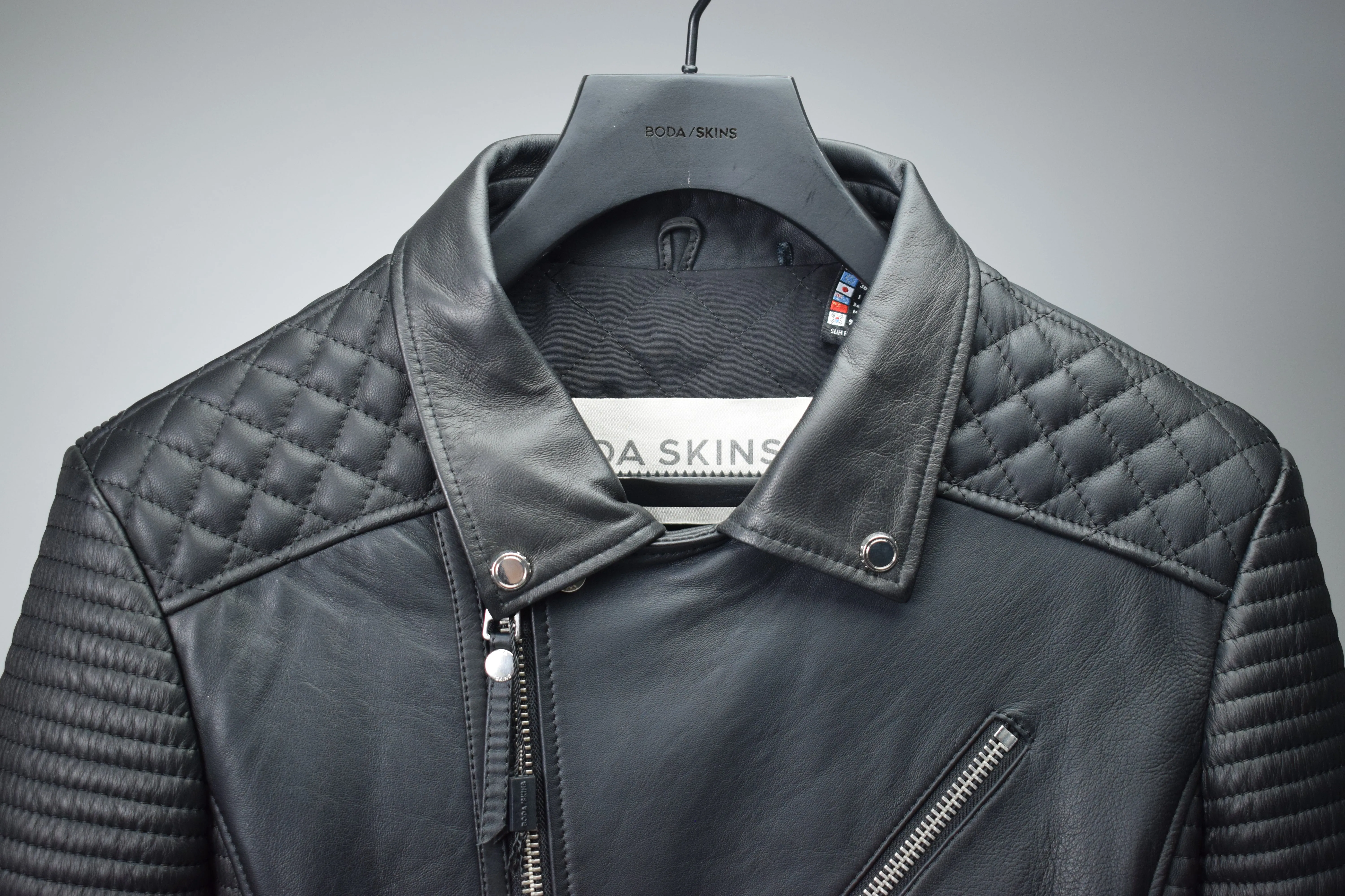 SM024 / The Alexander 2.0: Silver Hardware (MEN'S) sold by Boda Skins product image thumbnail 3