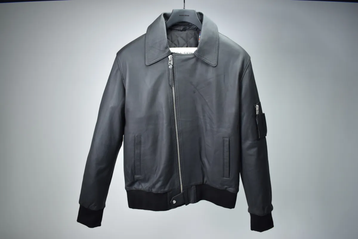 Aviator Bomber / Mens / XXL / Used sold by Boda Skins
