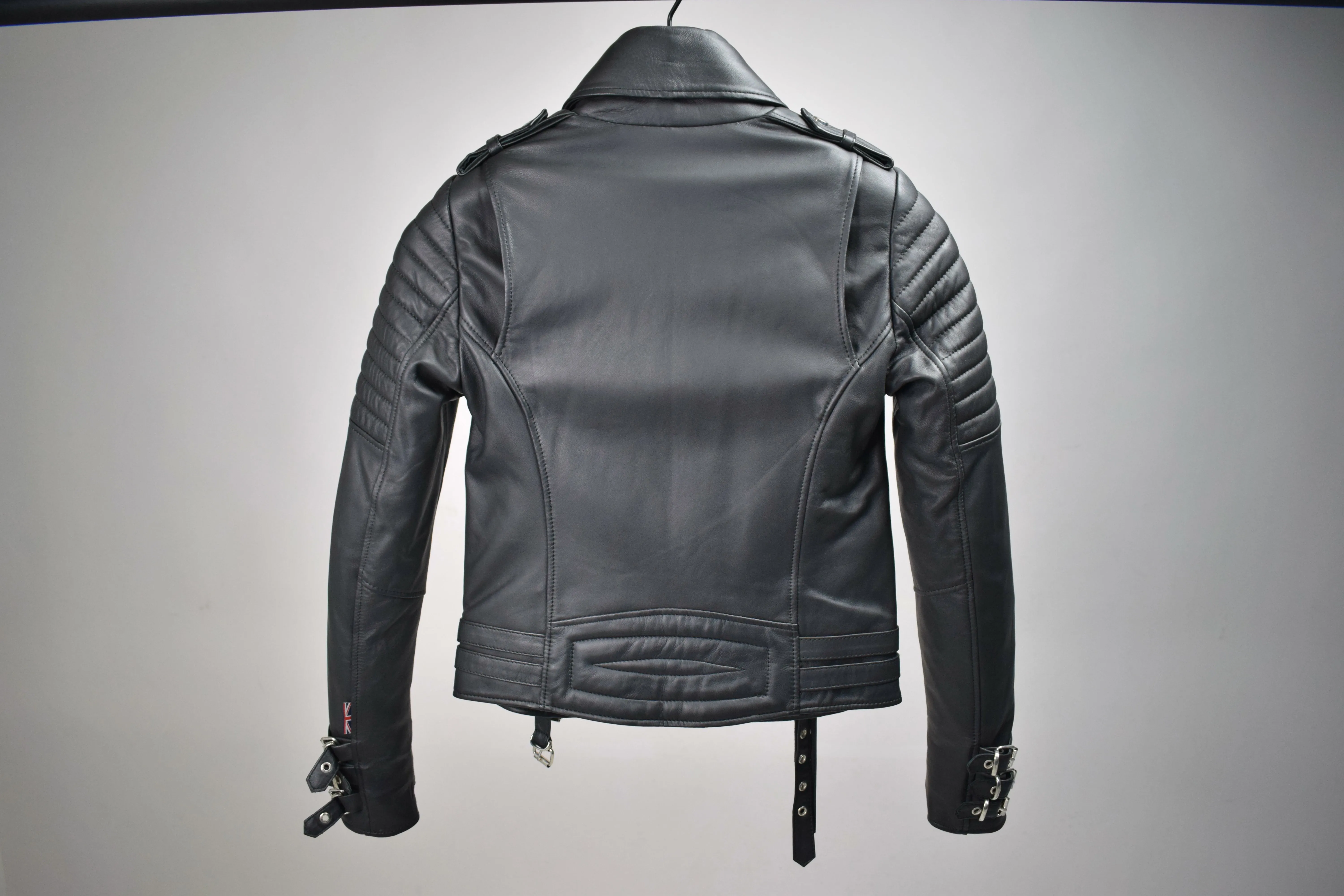 Jaws 2.0: Silver Hardware / Womens / XXS / Excellent sold by Boda Skins product image thumbnail 2