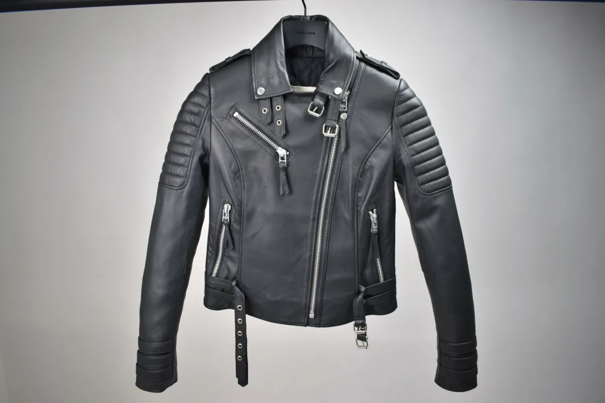 Jaws 2.0: Silver Hardware / Womens / XXS / Excellent sold by Boda Skins