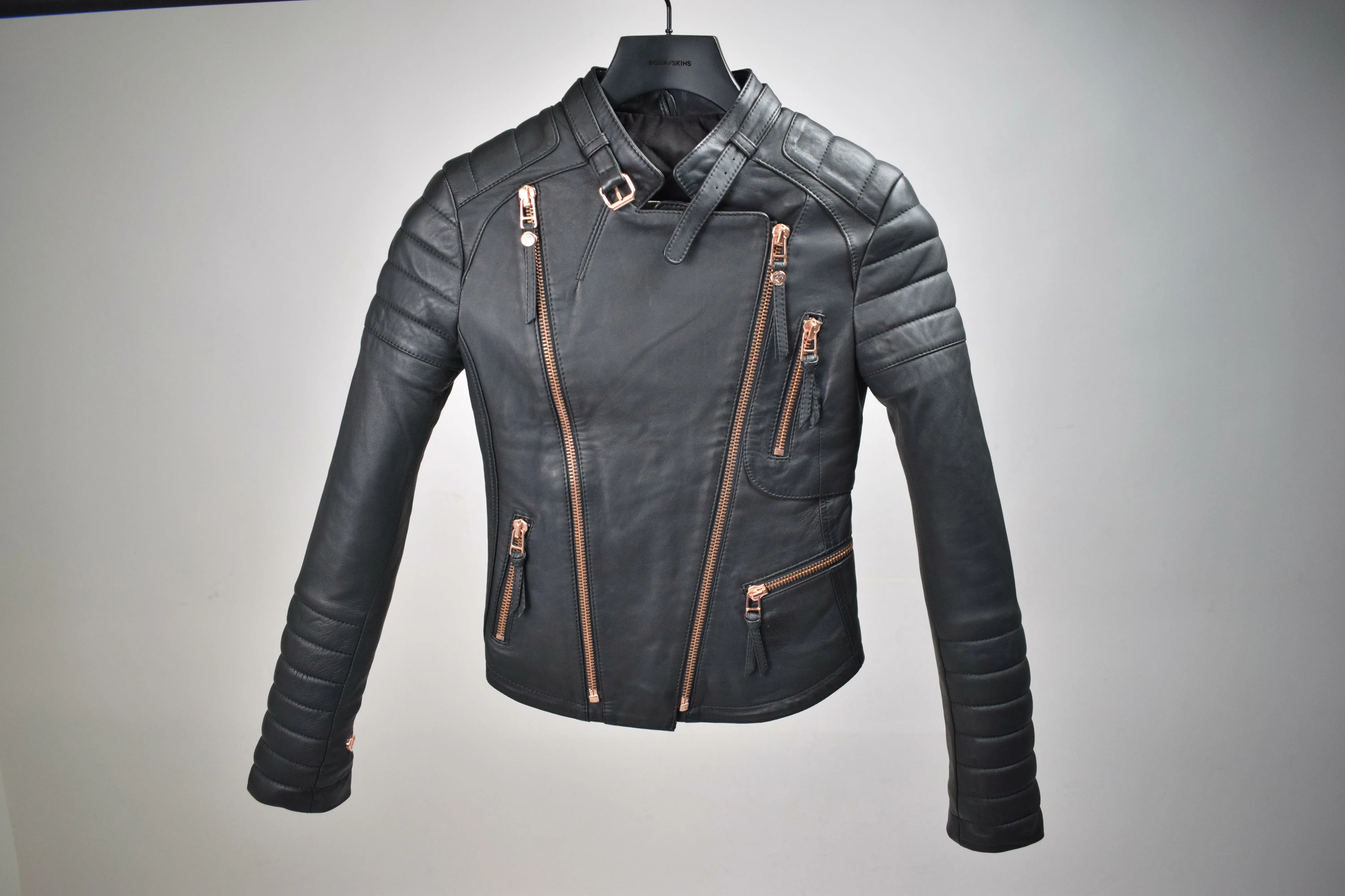 Luna V1: Rose Gold Hardware / Womens / XXS / Excellent sold by Boda Skins