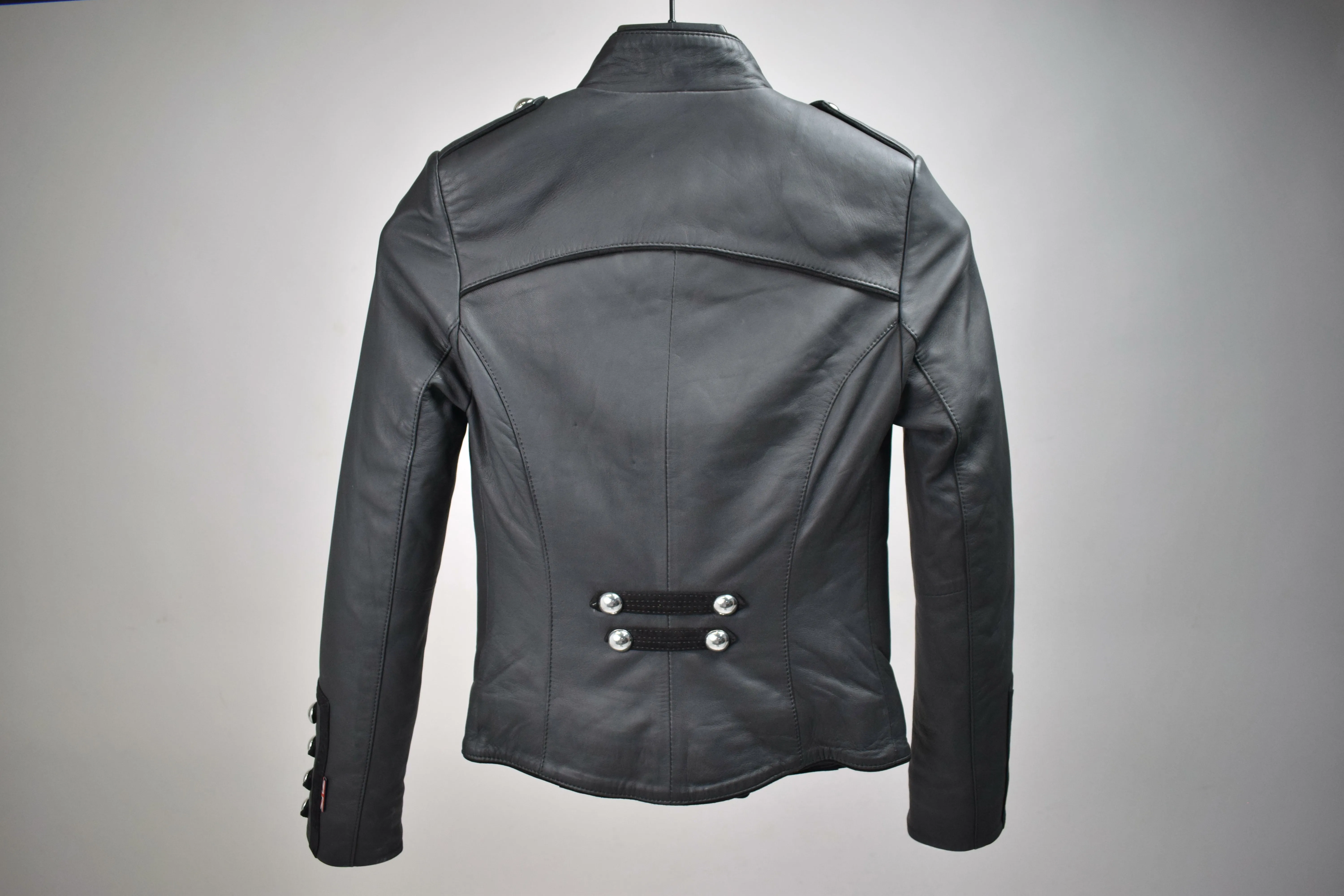 Napoleon: Silver Hardware / Womens / XXS / Excellent sold by Boda Skins product image thumbnail 2