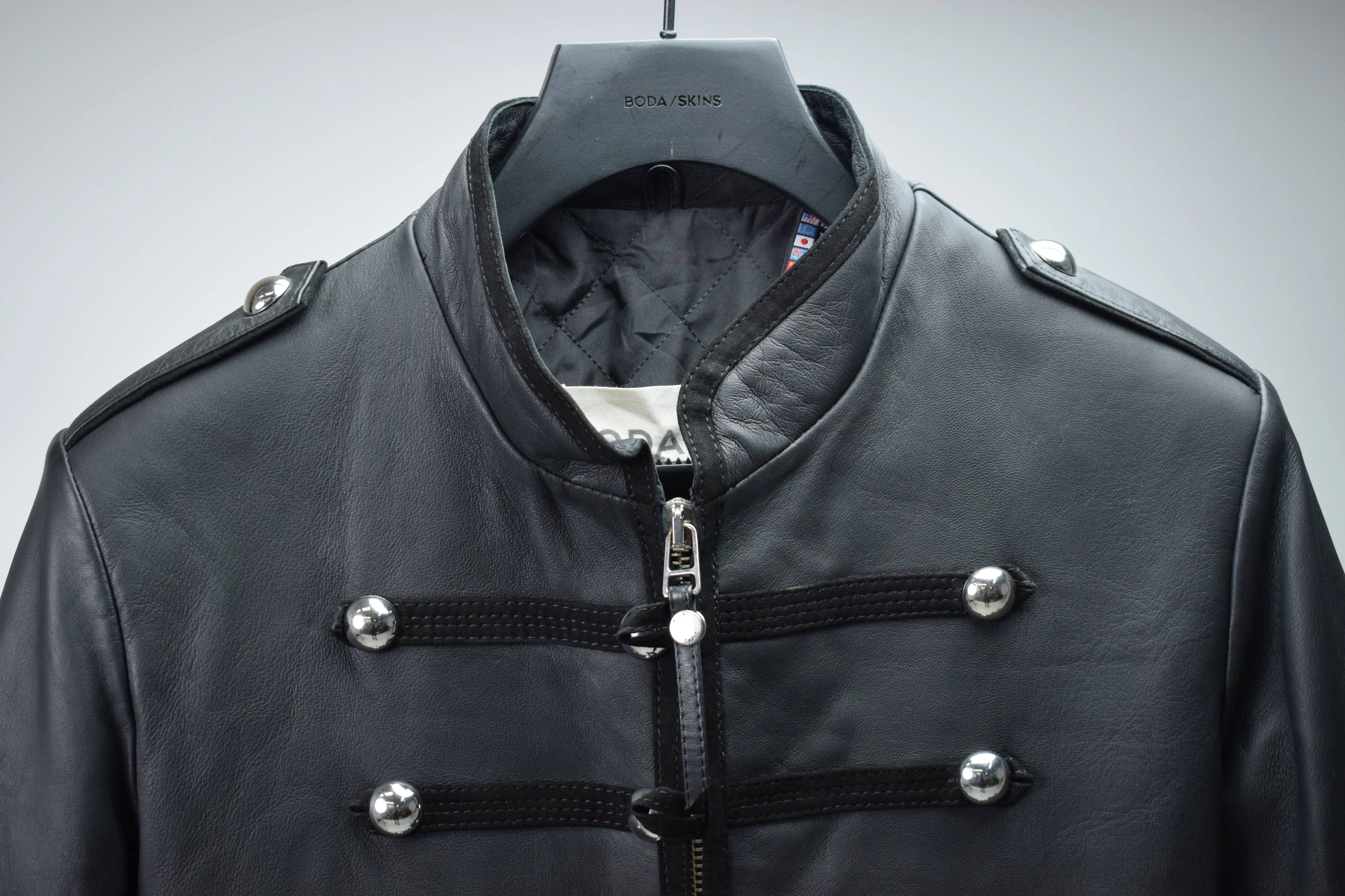 Napoleon: Silver Hardware / Womens / XS / Excellent sold by Boda Skins product image thumbnail 3