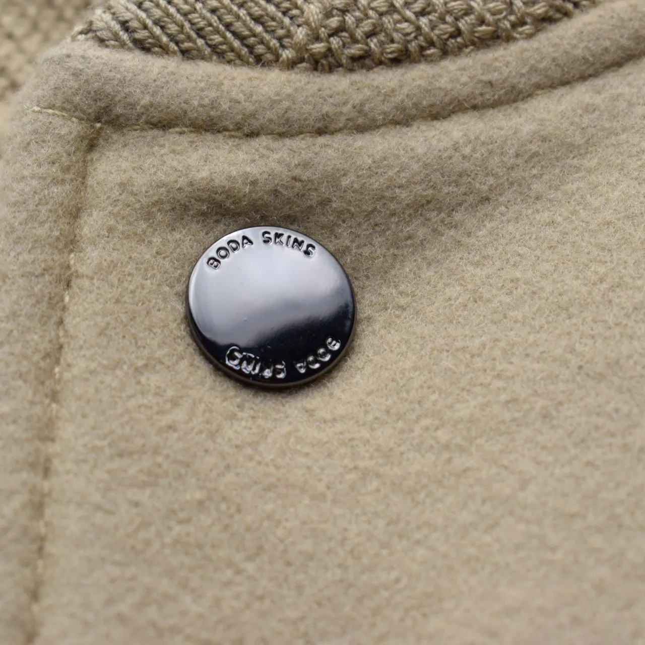 Varsity Ecru / Mens / M / Excellent sold by Boda Skins product image thumbnail 4