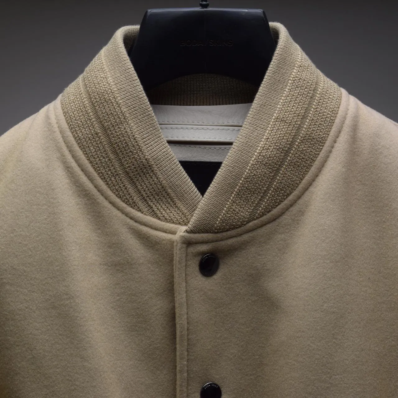 Varsity Ecru / Mens / M / Excellent sold by Boda Skins product image thumbnail 3