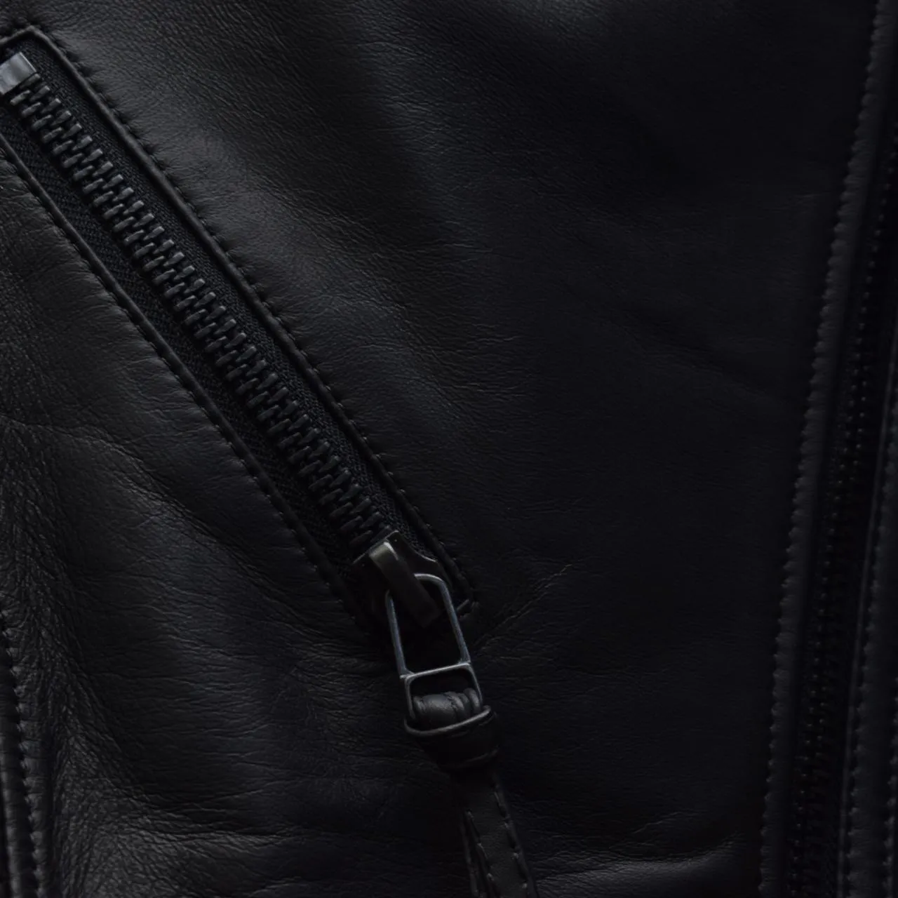 Kay Michaels 2.0: Shearling / Womens / Multi Size / Excellent sold by Boda Skins product image thumbnail 5