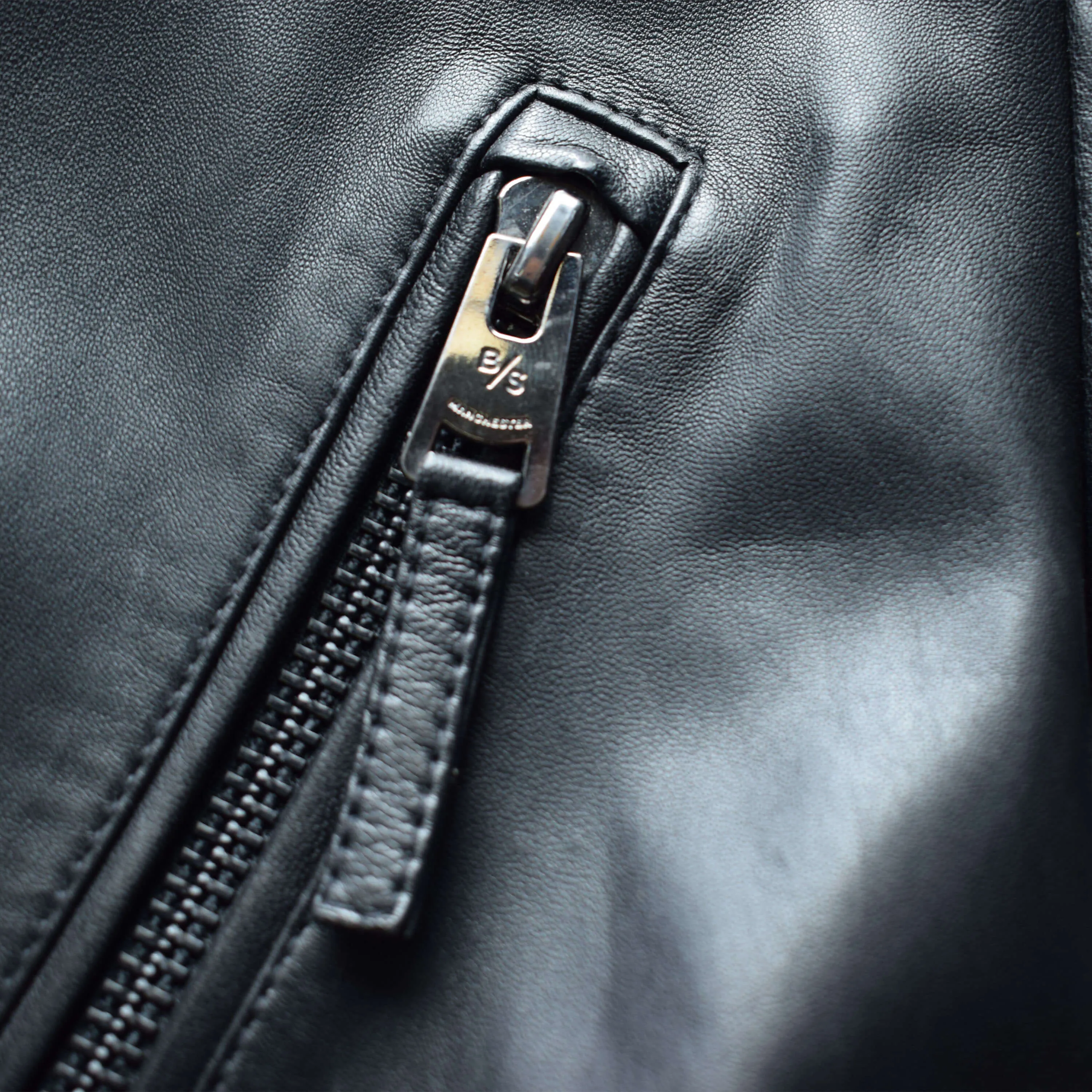 Leather Trench Sample / Mens / M / Excellent sold by Boda Skins product image thumbnail 5