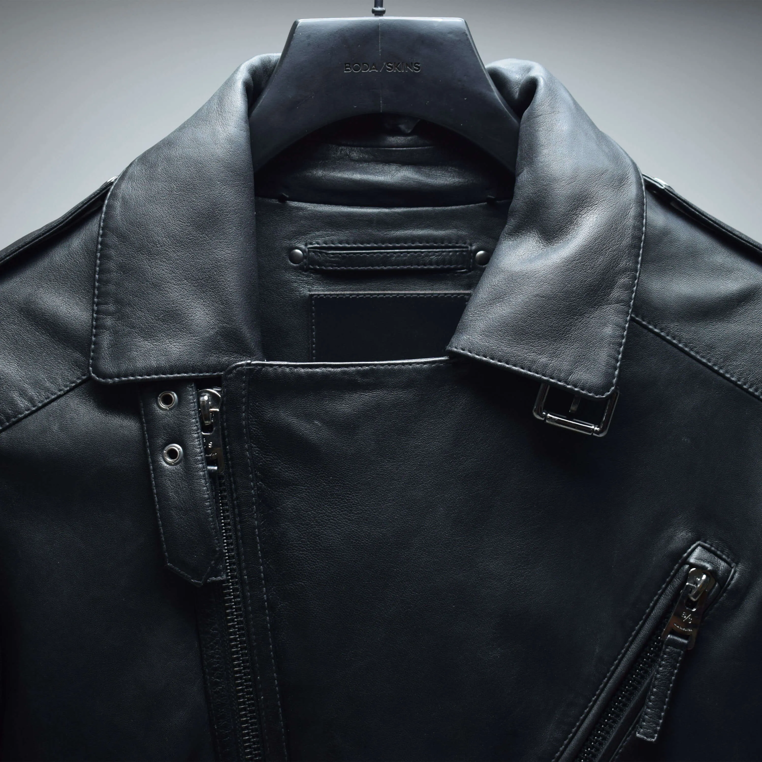 Leather Trench Sample / Mens / M / Excellent sold by Boda Skins product image thumbnail 3