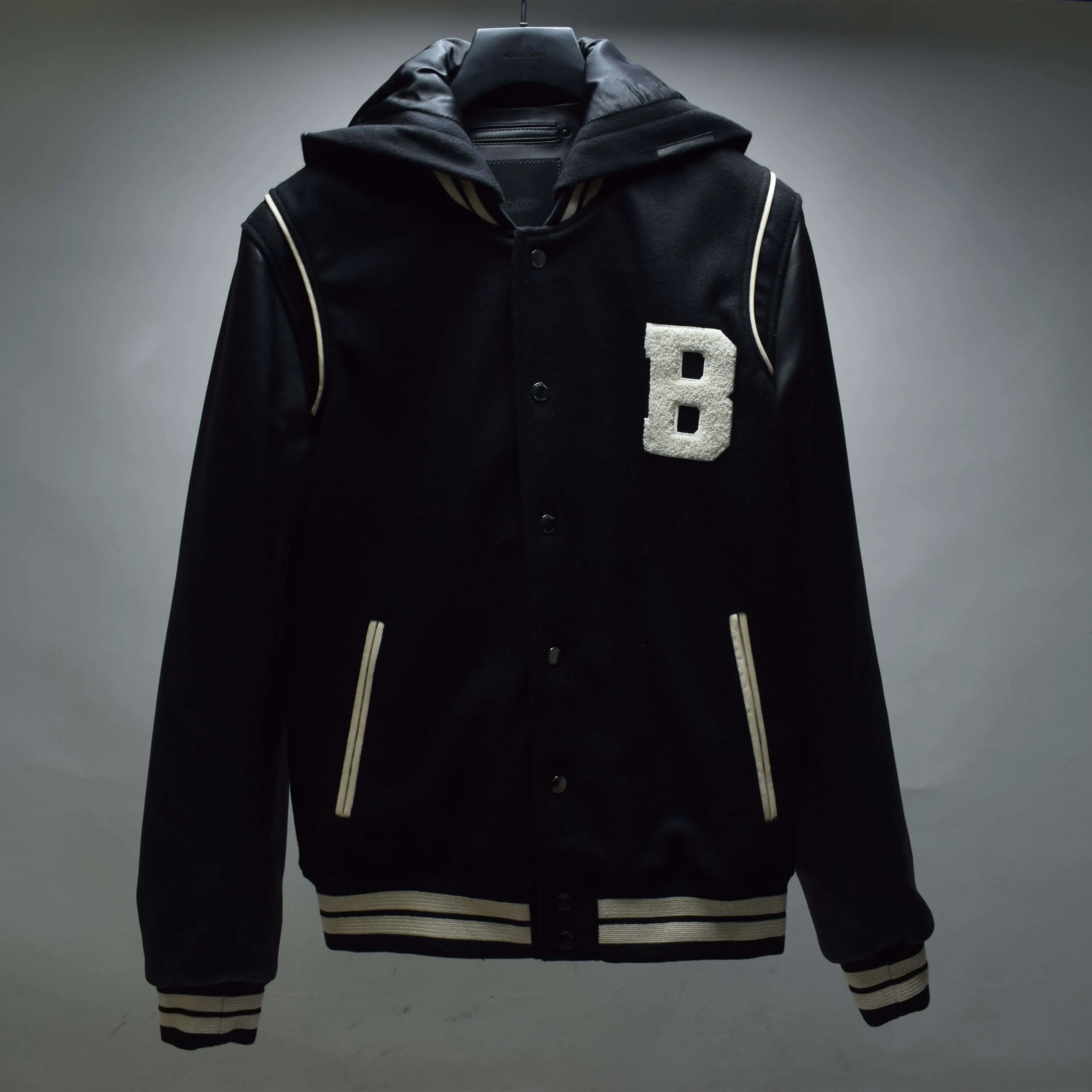 Hooded Varsity / Mens / M / Excellent sold by Boda Skins
