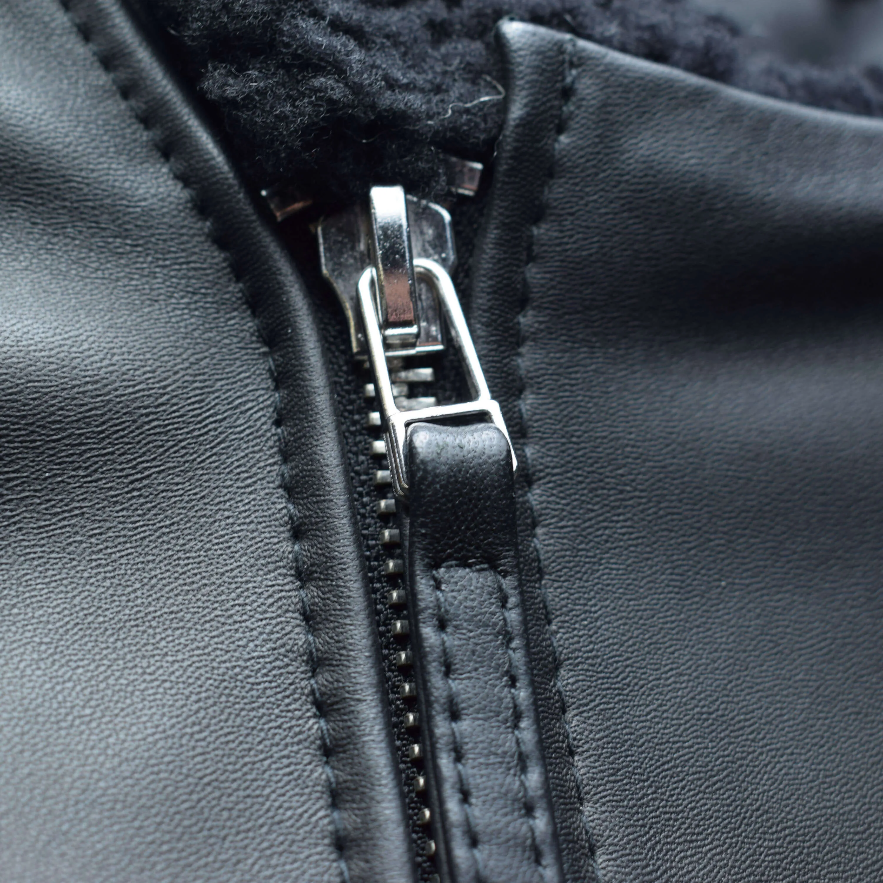 Voyager Shearling: Protection / Mens / M / Imperfect sold by Boda Skins product image thumbnail 4