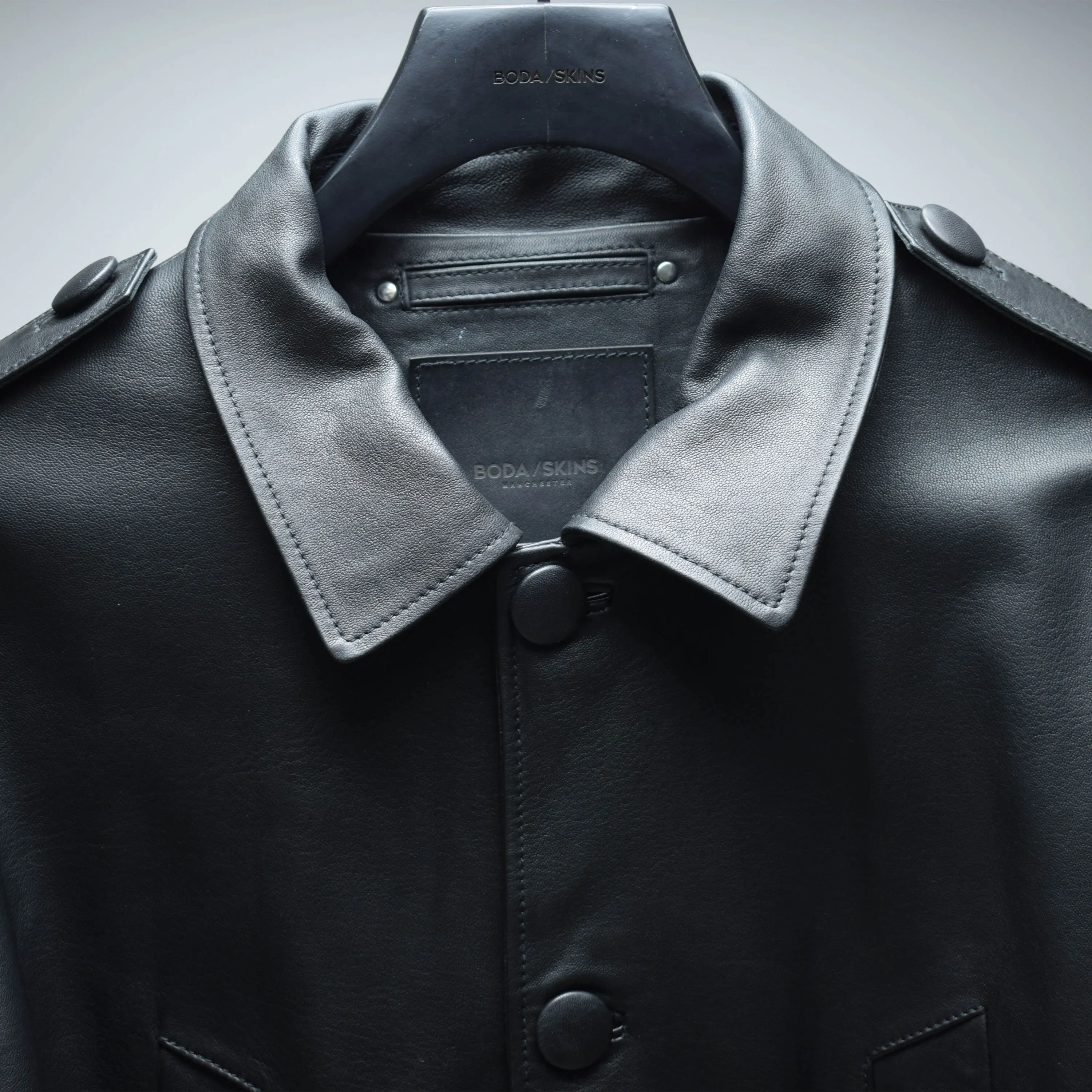 Leather Trench Sample / Mens / M / Excellent sold by Boda Skins product image thumbnail 3