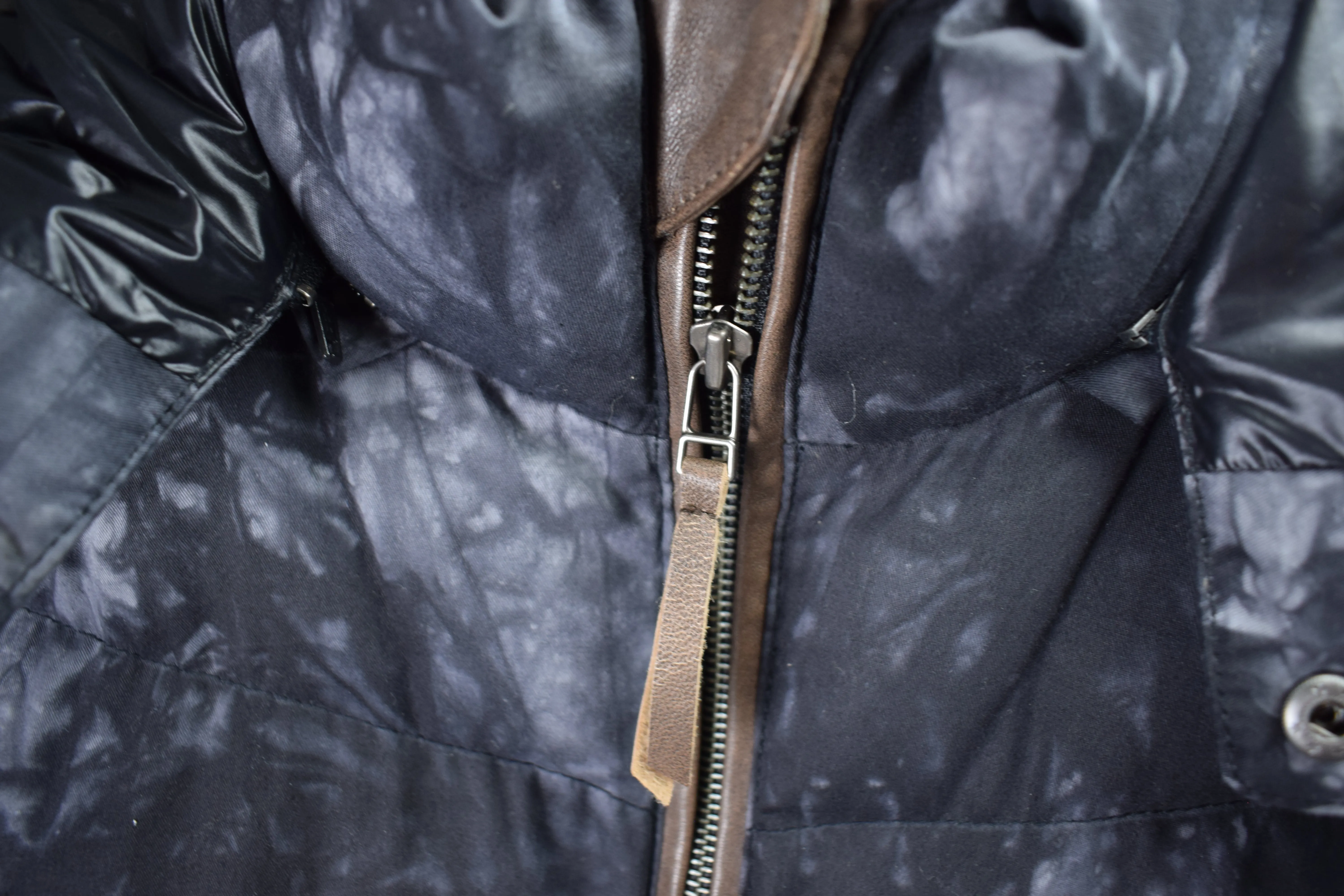 Iceberg Puffer / Mens / M / Excellent sold by Boda Skins product image thumbnail 4