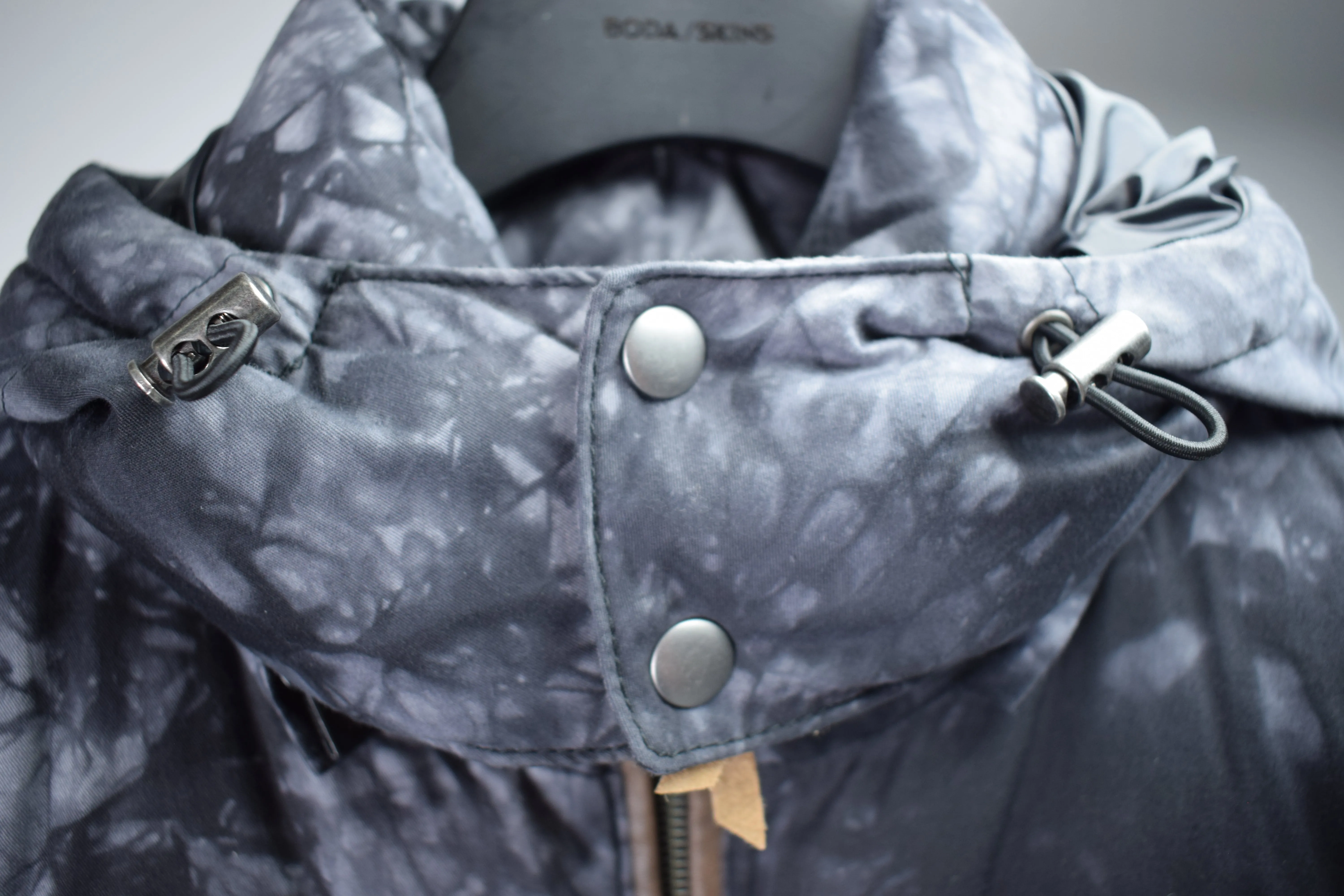 Iceberg Puffer / Mens / M / Excellent sold by Boda Skins product image thumbnail 3