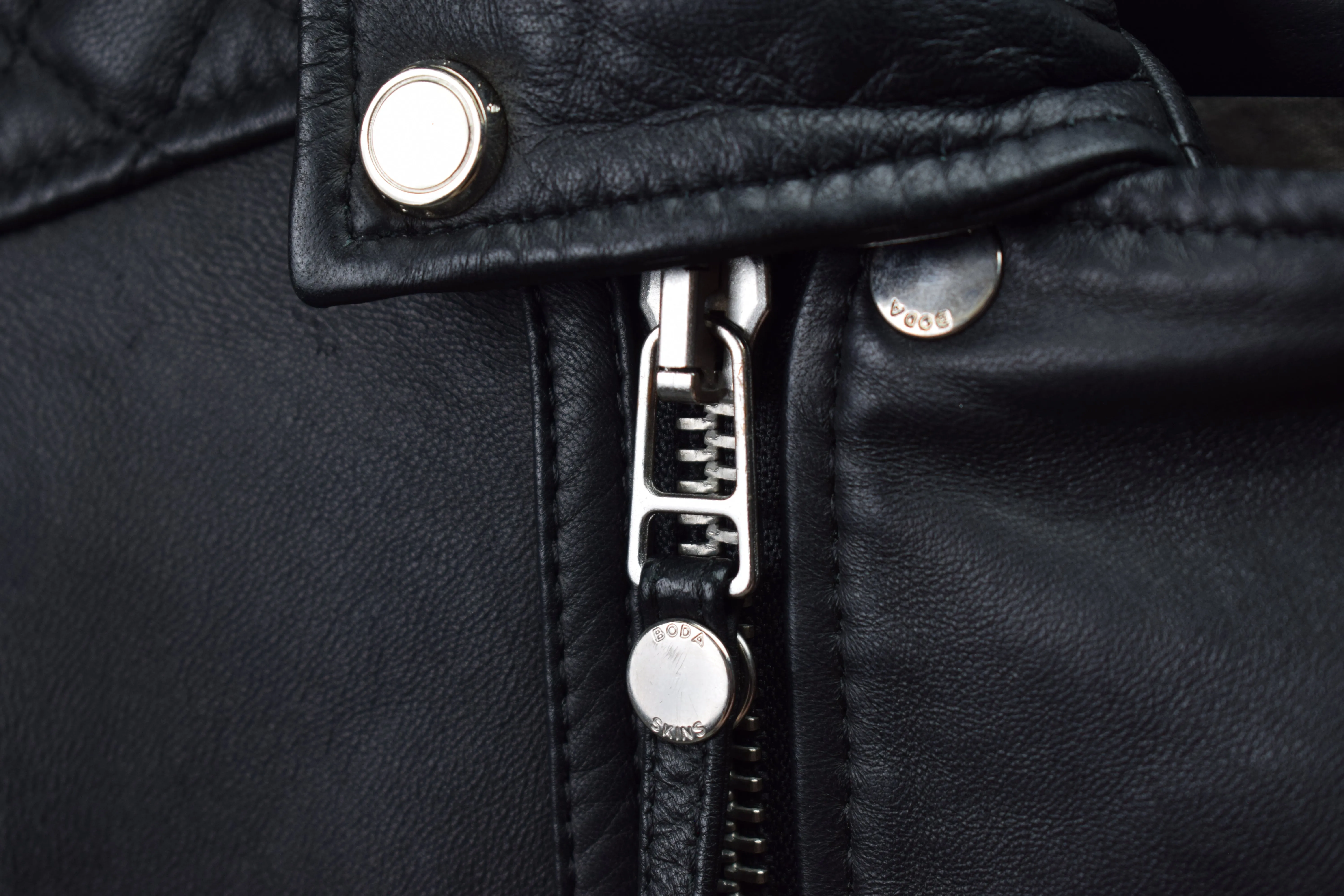 Kay Michaels 2.0: Silver Hardware / Mens / XS / Fair sold by Boda Skins product image thumbnail 3