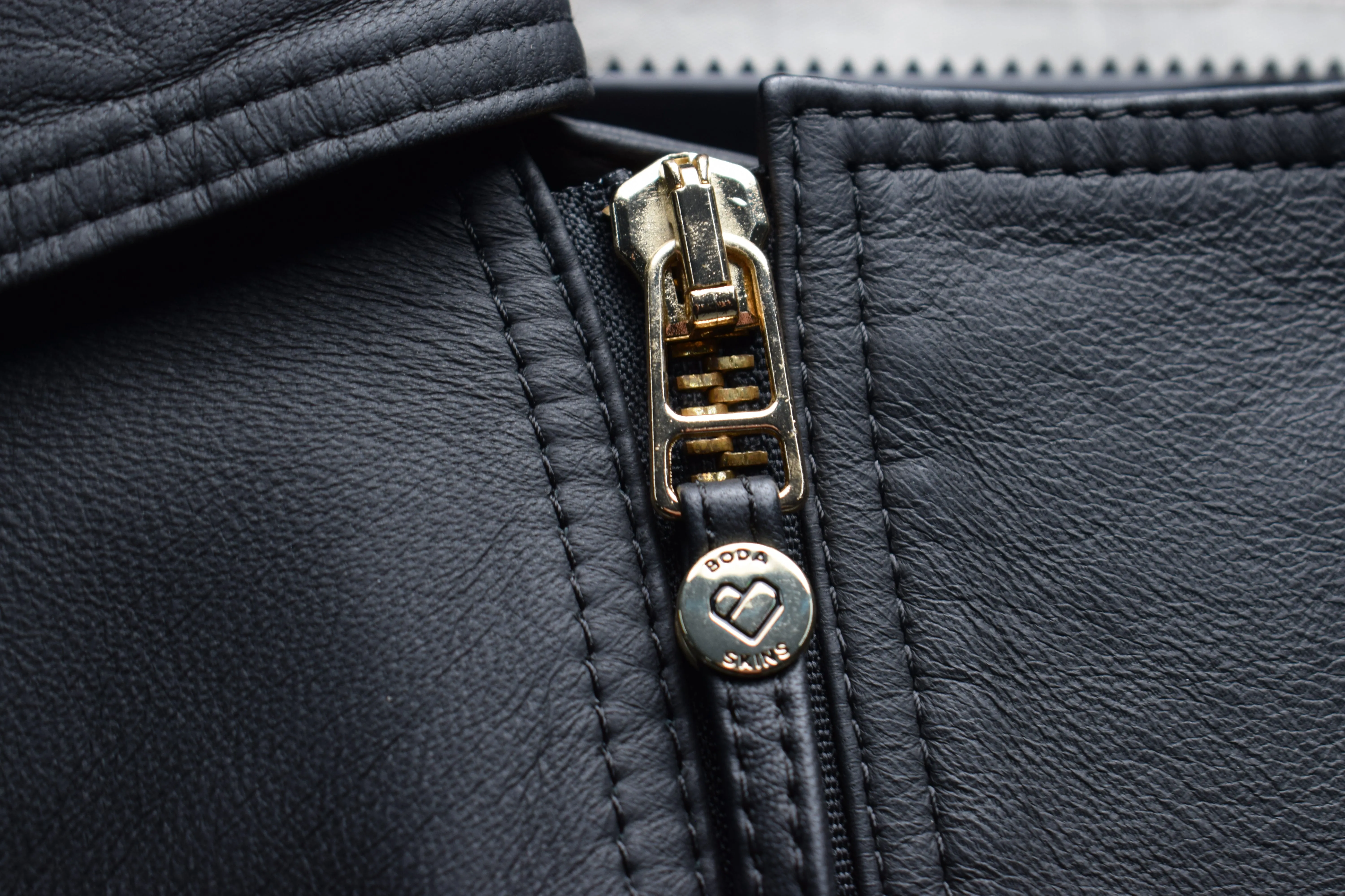 Aviator Bomber Gold Hardware / Mens / XXXL / Excellent sold by Boda Skins product image thumbnail 3