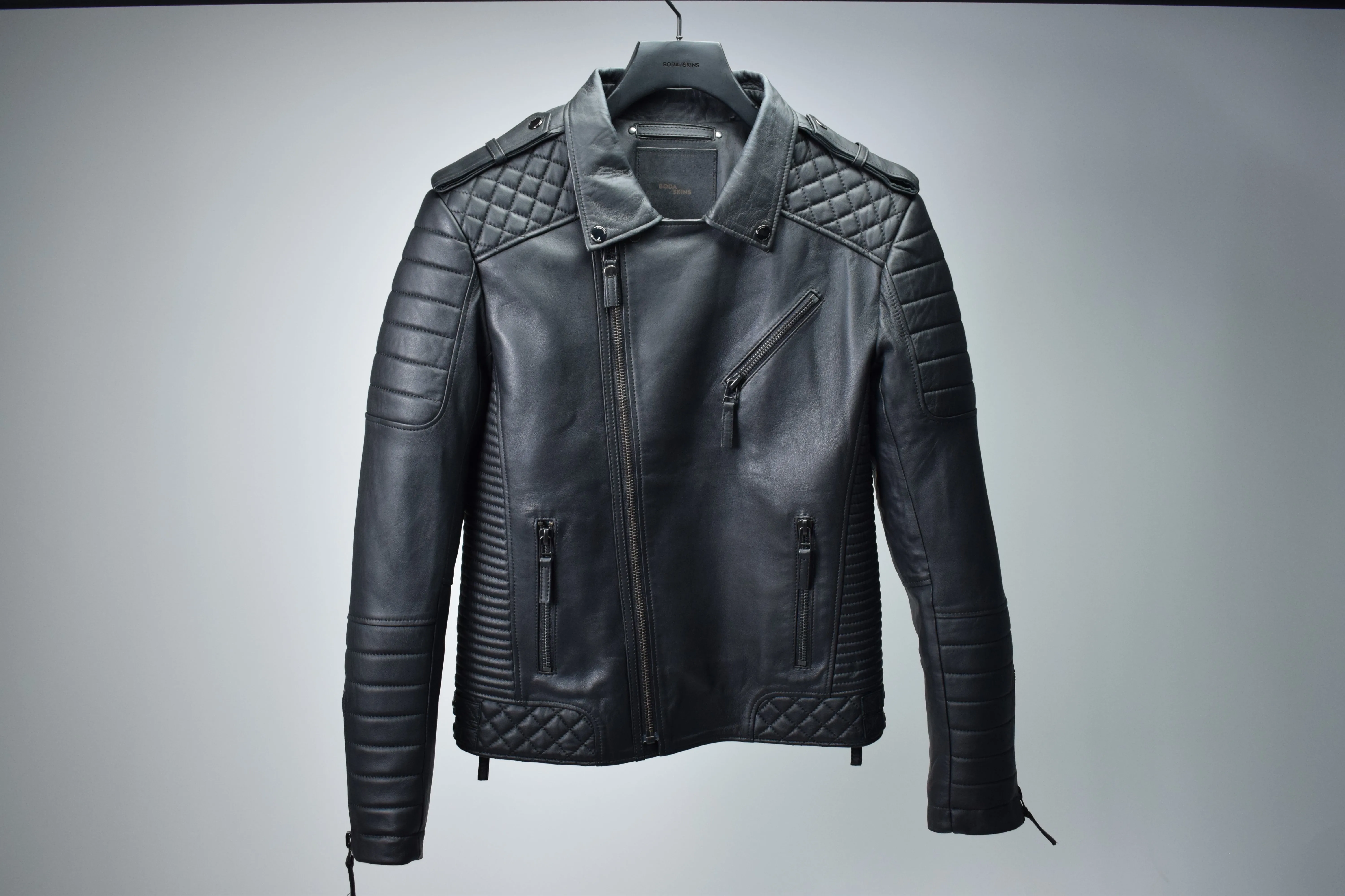 SM079 / KAY MICHAELS 2.0 METALLICA RIDE THE LIGHTNING (Men's) sold by Boda Skins