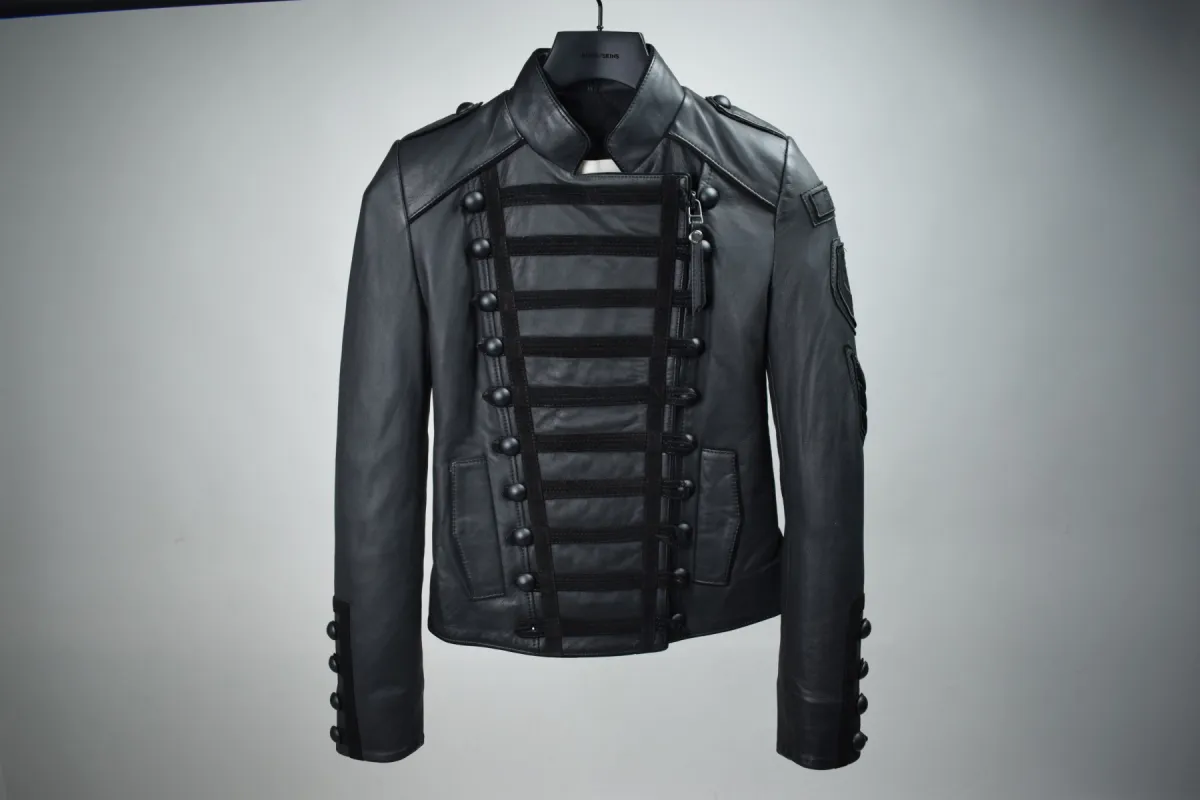 Napoleon Queen's Guard: Black / Womens / XS / Excellent sold by Boda Skins