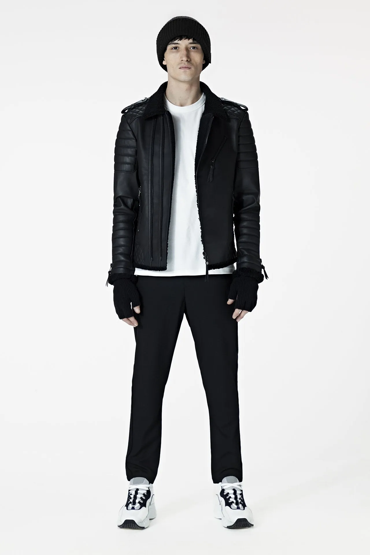 Kay Michaels: Shearling (Man) sold by Boda Skins product image thumbnail 5