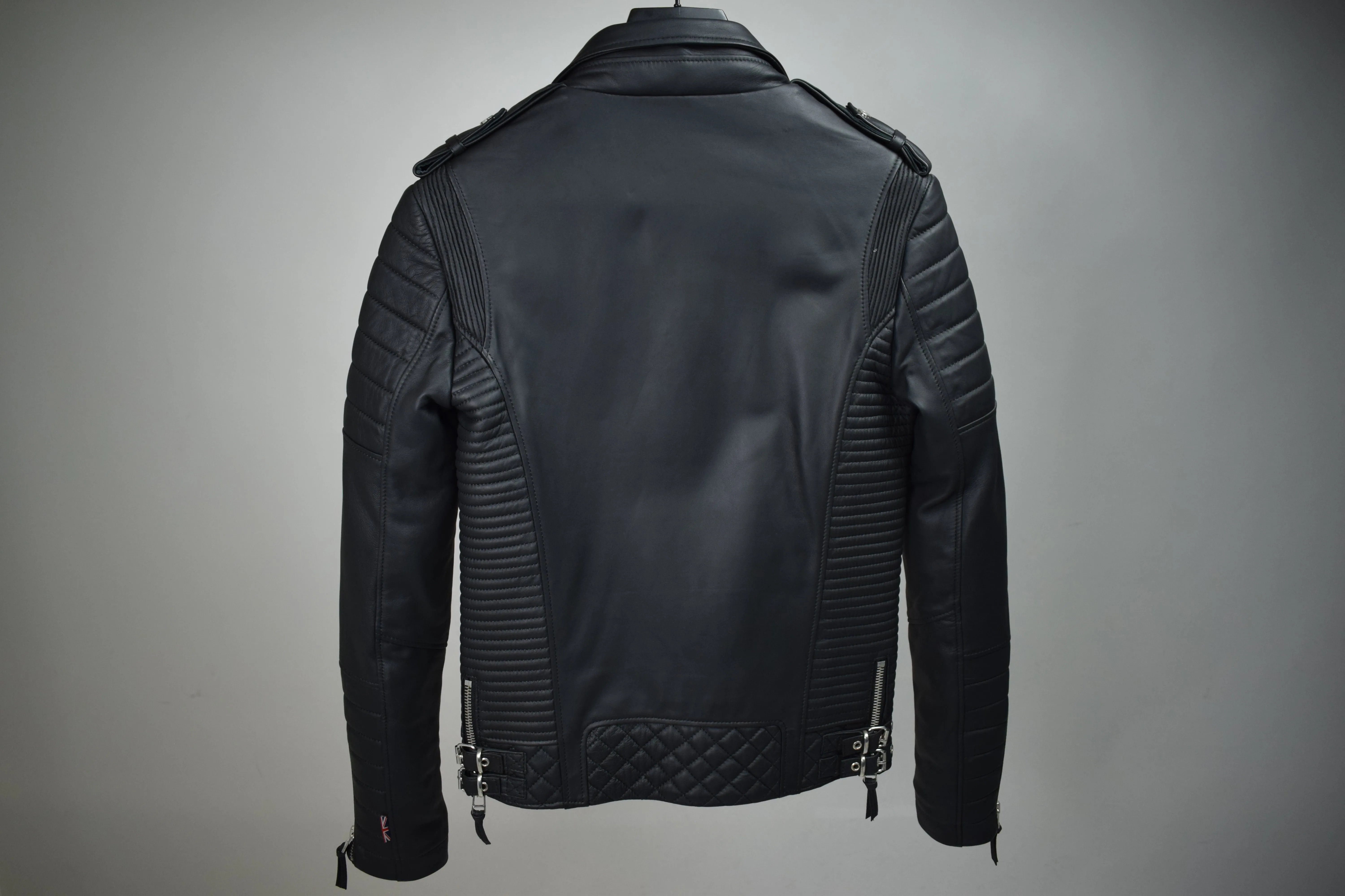 SM444 / Kay Michaels 2.0: Silver Hardware (MEN'S) sold by Boda Skins product image thumbnail 3