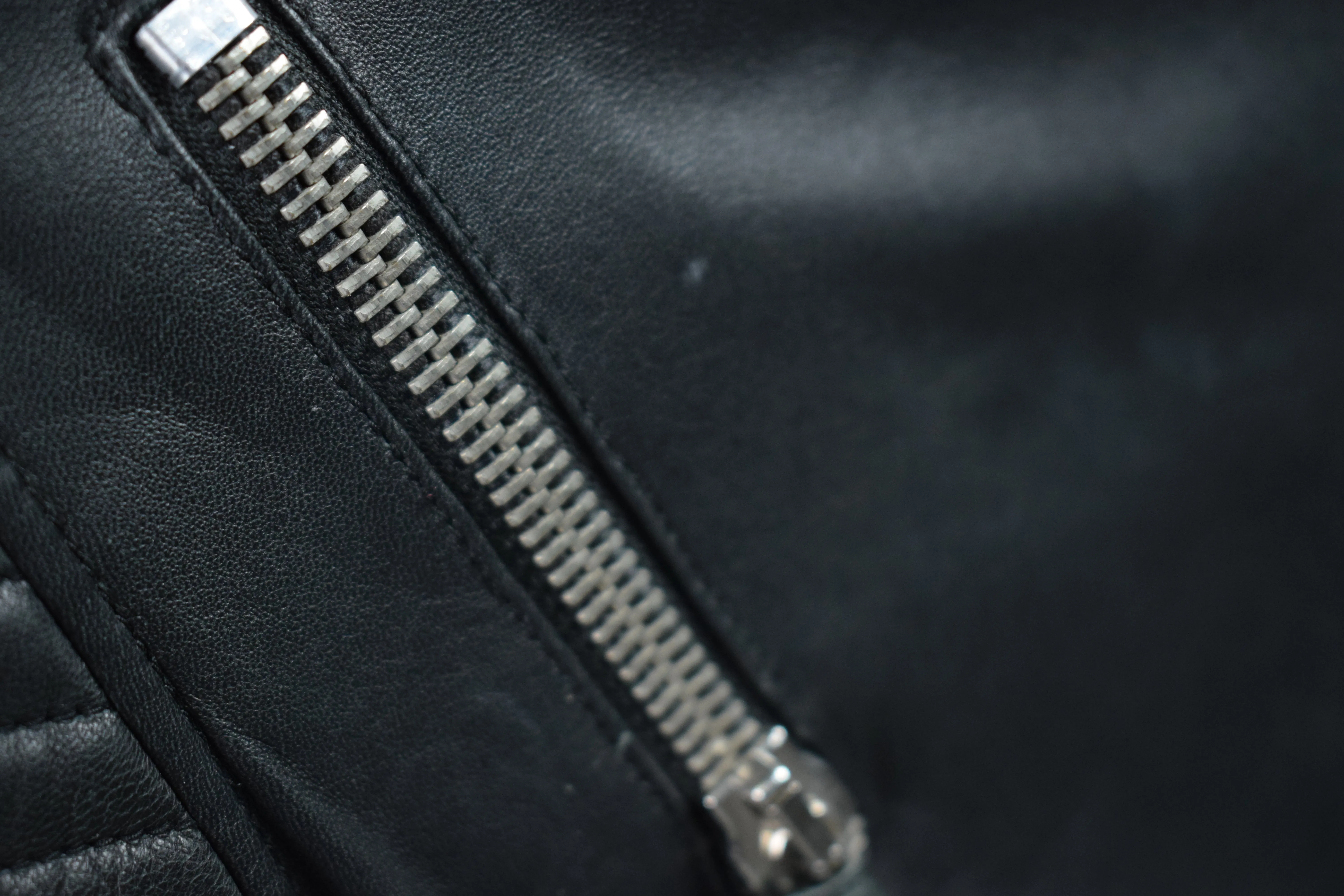 Kay Michaels: Silver Hardware / Womens / XS / Fair sold by Boda Skins product image thumbnail 5